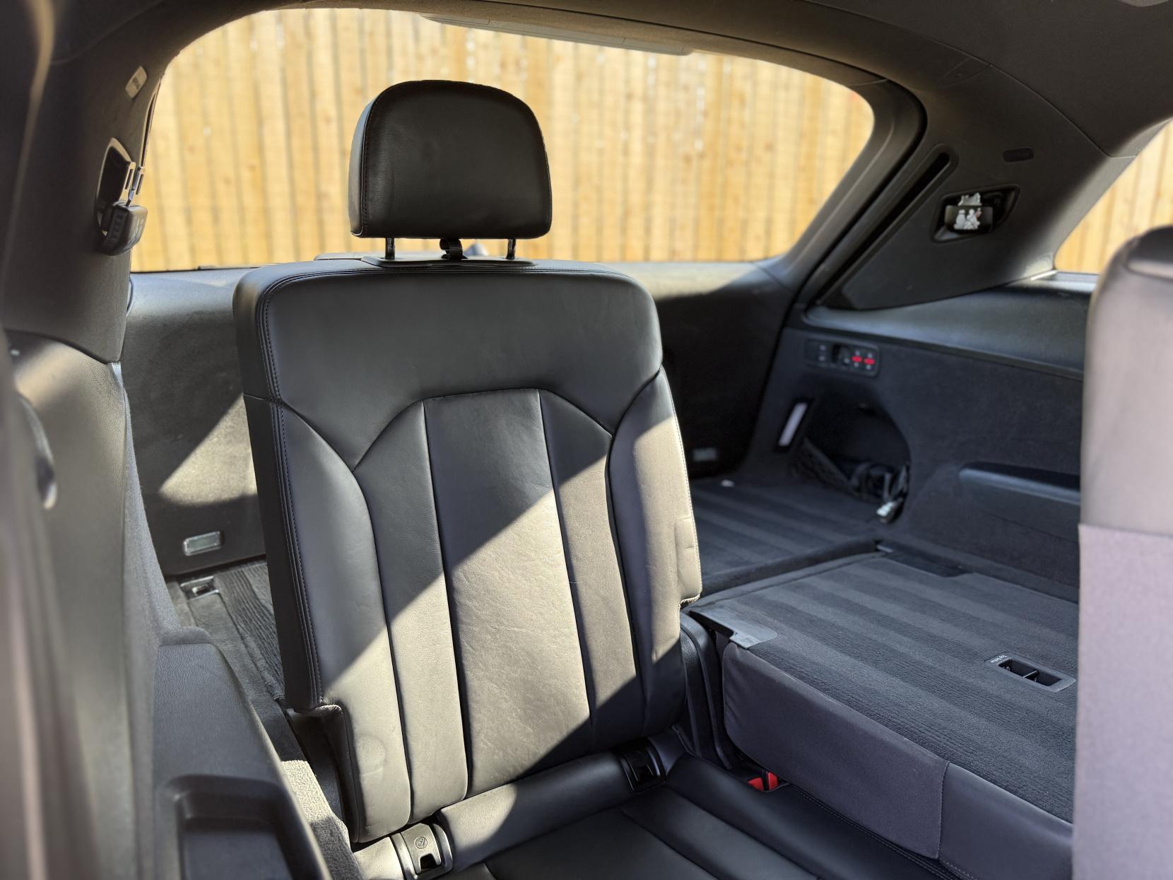 Audi Q7 3.0 TFSI V6 55 Black Edition SUV 5dr Petrol Tiptronic quattro Euro 6 (s/s) (340 ps)
