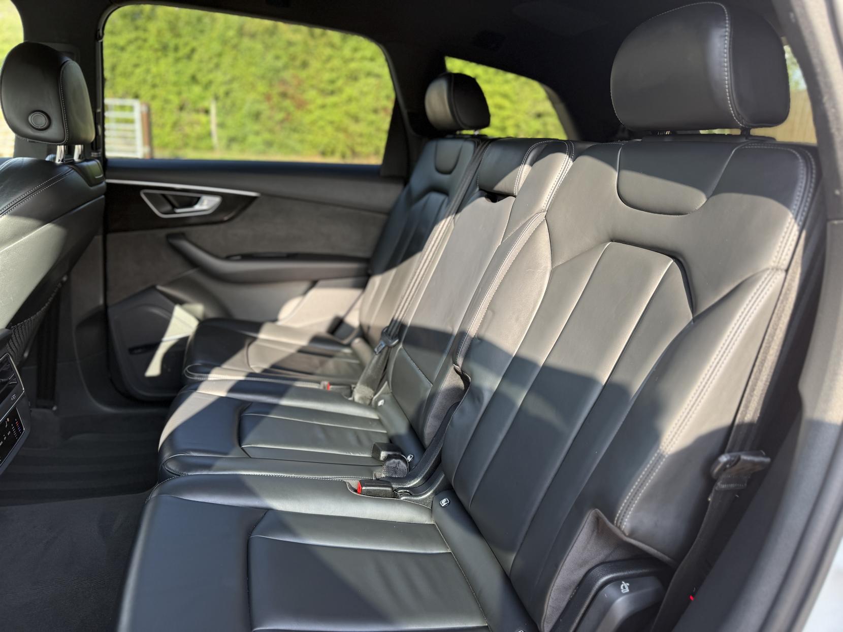 Audi Q7 3.0 TFSI V6 55 Black Edition SUV 5dr Petrol Tiptronic quattro Euro 6 (s/s) (340 ps)