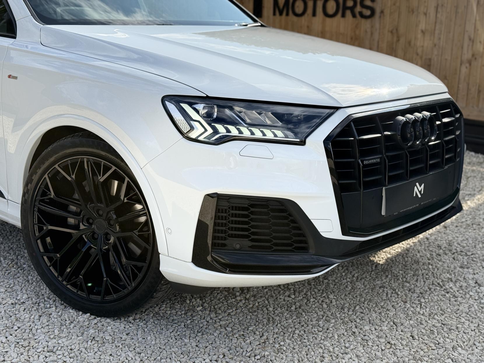 Audi Q7 3.0 TFSI V6 55 Black Edition SUV 5dr Petrol Tiptronic quattro Euro 6 (s/s) (340 ps)