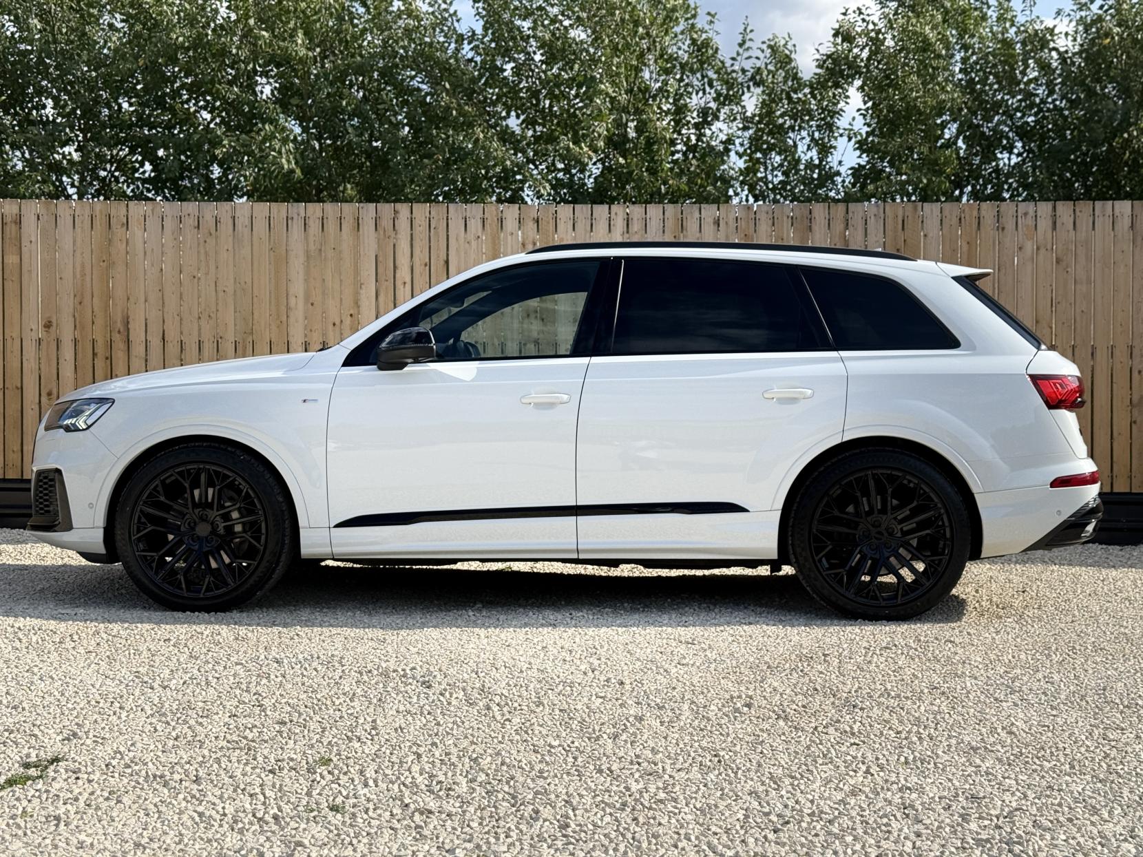 Audi Q7 3.0 TFSI V6 55 Black Edition SUV 5dr Petrol Tiptronic quattro Euro 6 (s/s) (340 ps)
