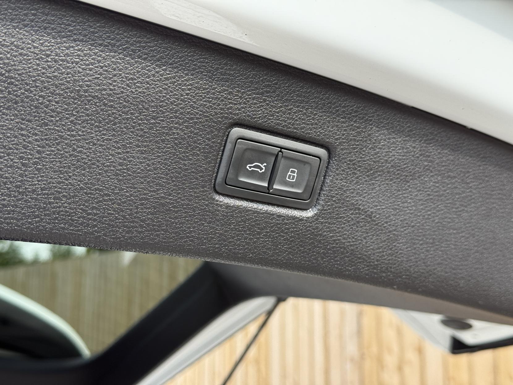 Audi Q7 3.0 TFSI V6 55 Black Edition SUV 5dr Petrol Tiptronic quattro Euro 6 (s/s) (340 ps)