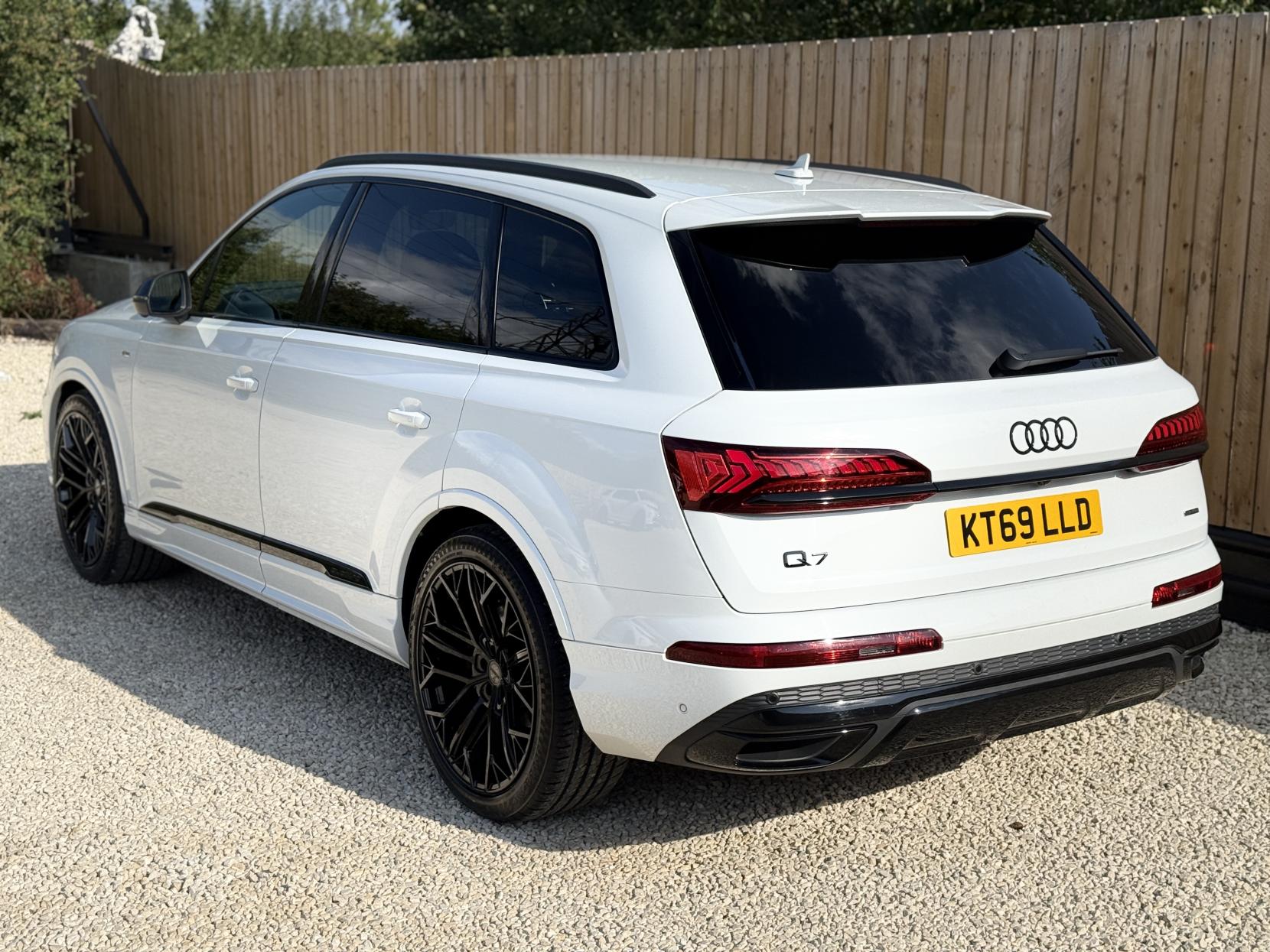 Audi Q7 3.0 TFSI V6 55 Black Edition SUV 5dr Petrol Tiptronic quattro Euro 6 (s/s) (340 ps)