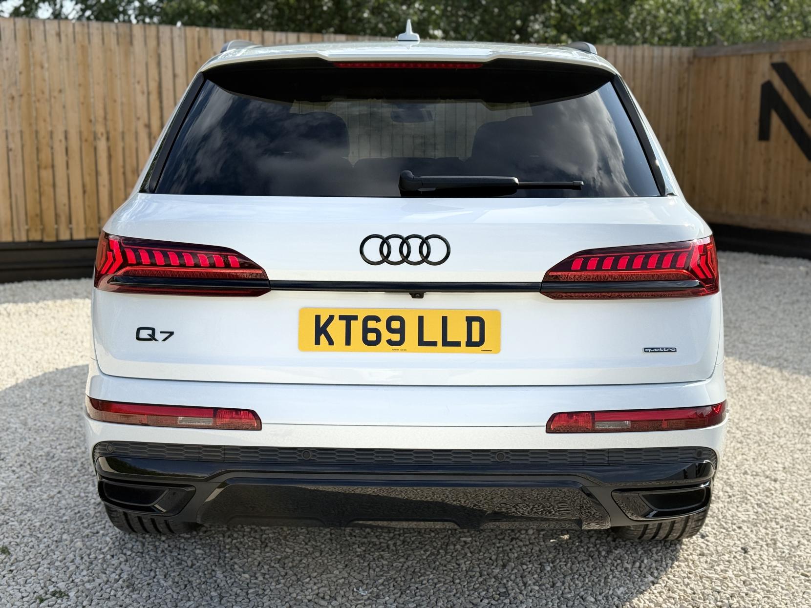 Audi Q7 3.0 TFSI V6 55 Black Edition SUV 5dr Petrol Tiptronic quattro Euro 6 (s/s) (340 ps)