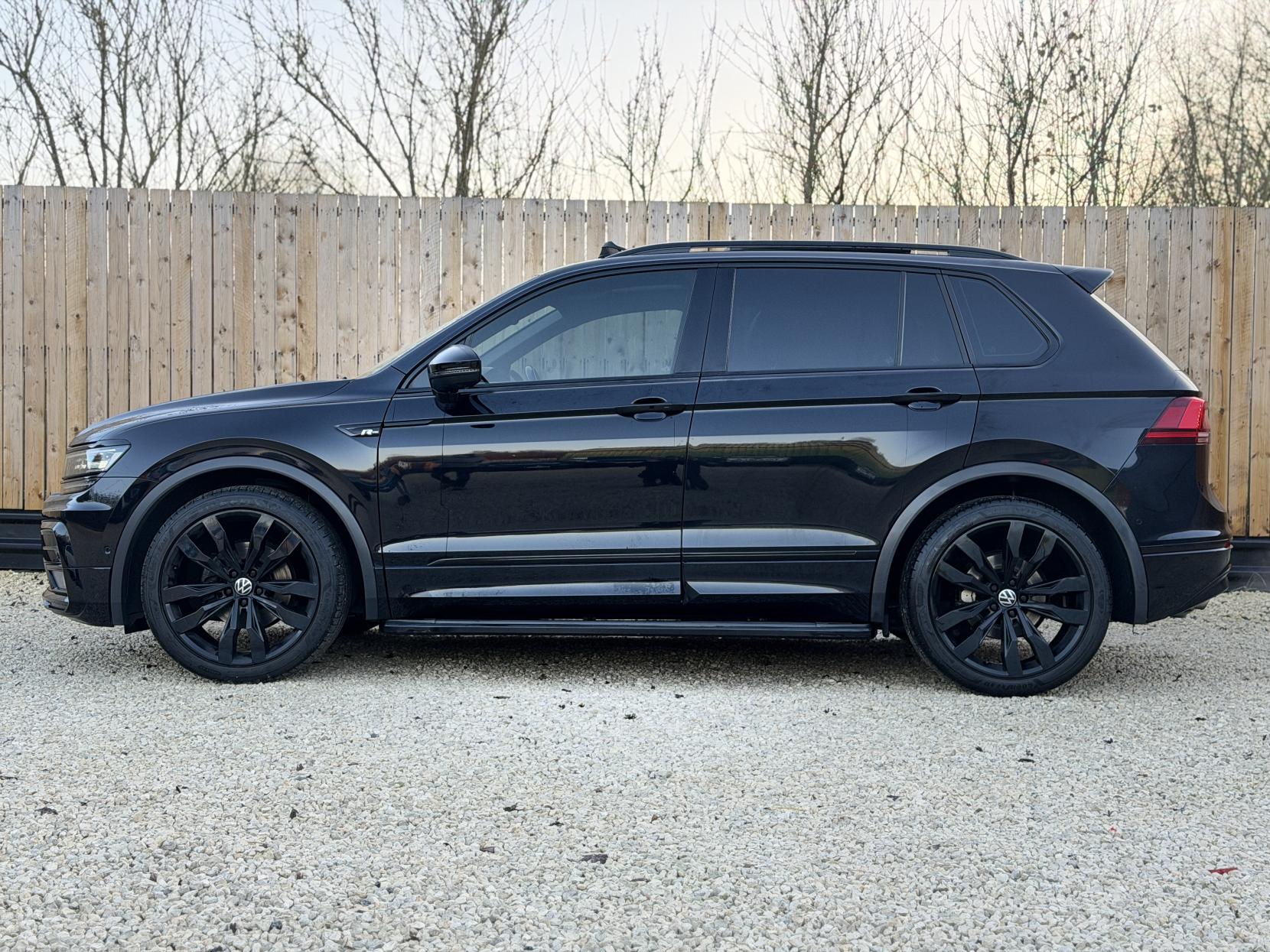 Volkswagen Tiguan 2.0 TDI R-Line Tech SUV 5dr Diesel DSG Euro 6 (s/s) (150 ps)