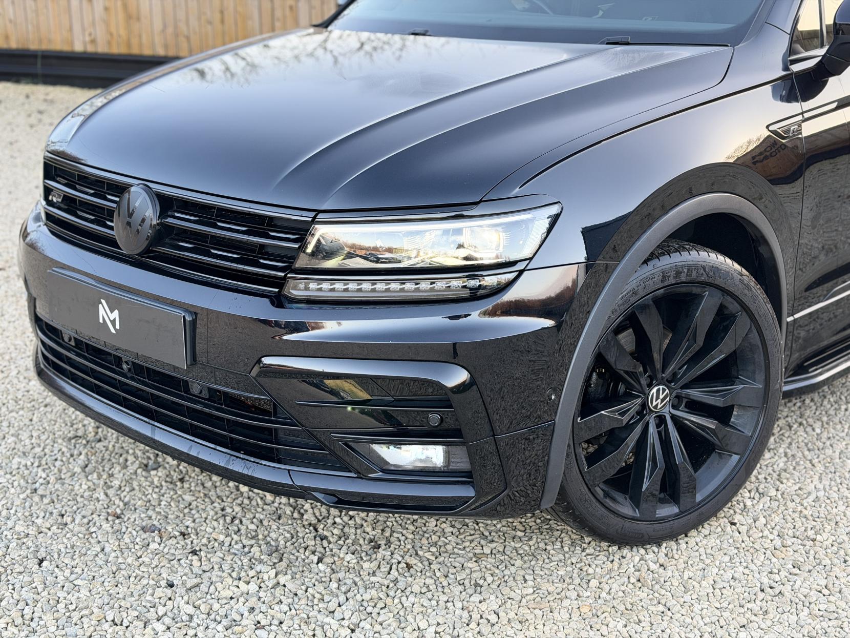 Volkswagen Tiguan 2.0 TDI R-Line Tech SUV 5dr Diesel DSG Euro 6 (s/s) (150 ps)