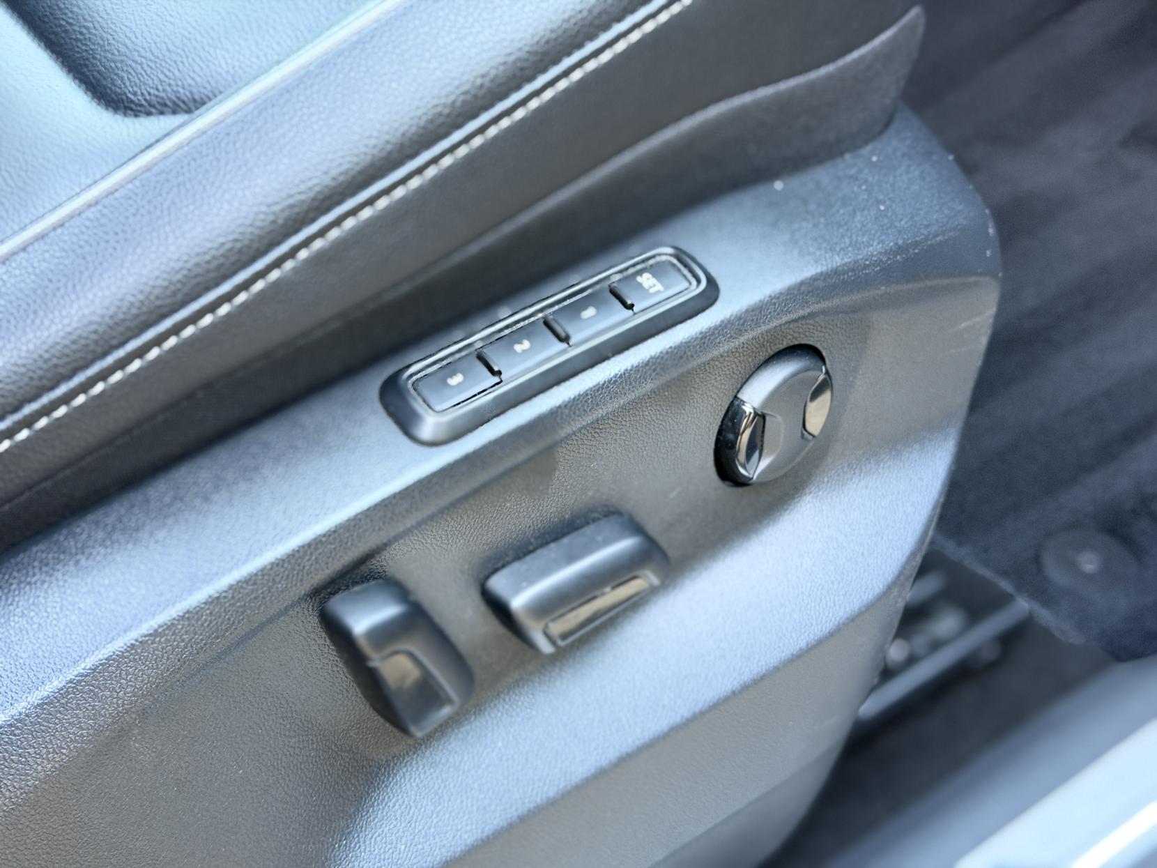 Volkswagen Tiguan 2.0 TDI R-Line Tech SUV 5dr Diesel DSG Euro 6 (s/s) (150 ps)