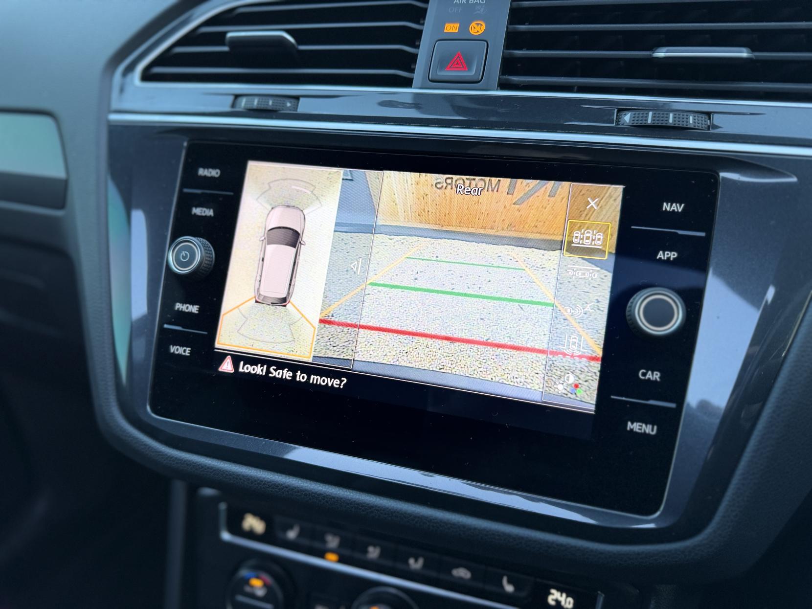 Volkswagen Tiguan 2.0 TDI R-Line Tech SUV 5dr Diesel DSG Euro 6 (s/s) (150 ps)