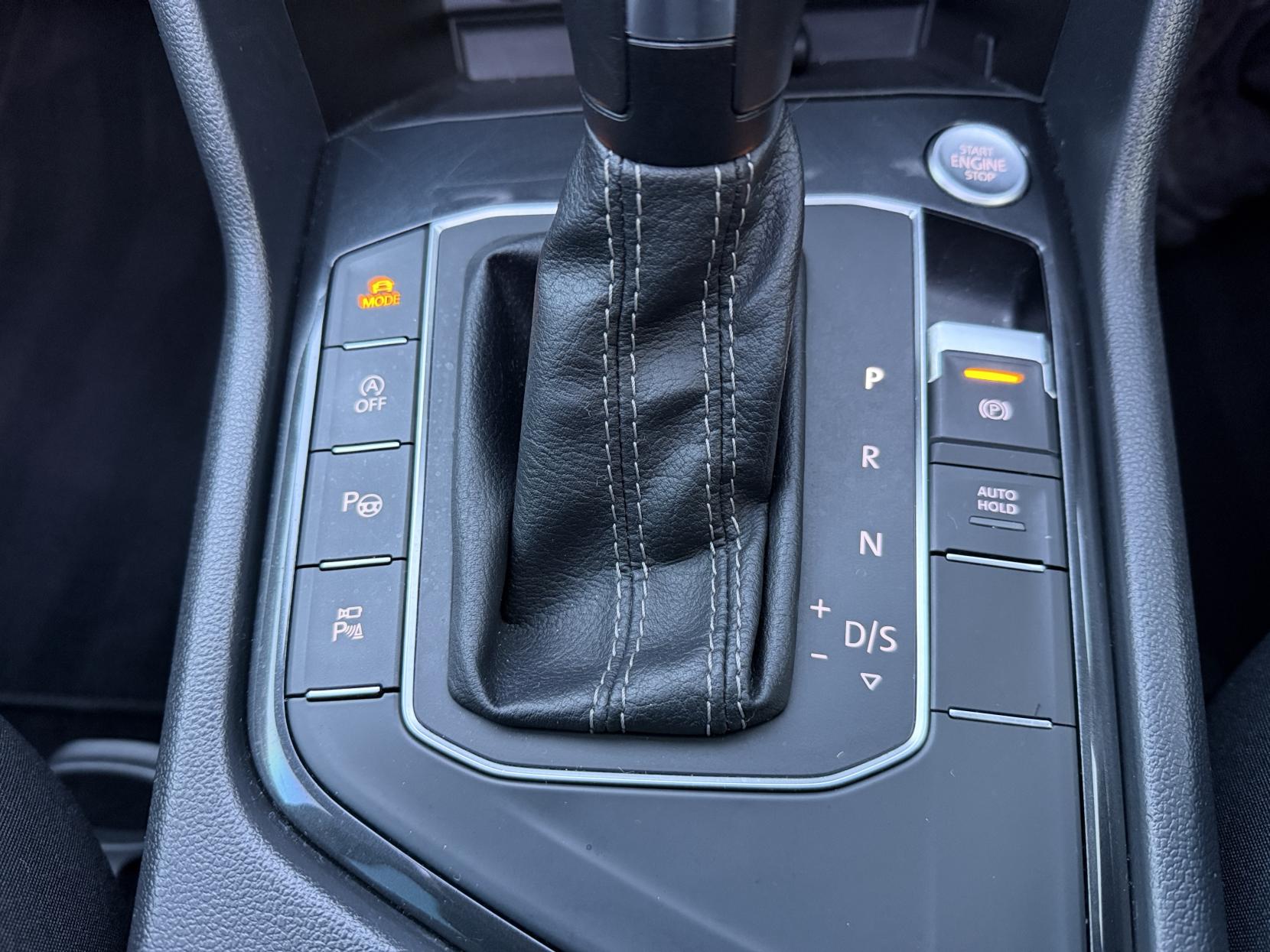 Volkswagen Tiguan 2.0 TDI R-Line Tech SUV 5dr Diesel DSG Euro 6 (s/s) (150 ps)