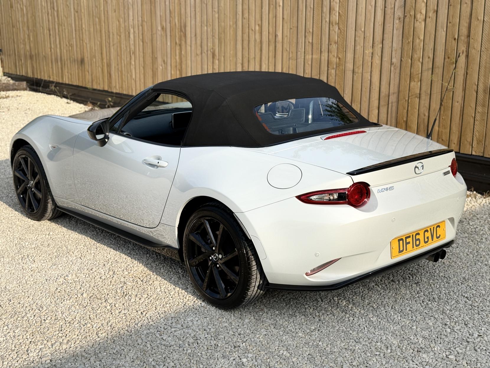 Mazda MX-5 2.0 SKYACTIV-G Sport Recaro Convertible 2dr Petrol Manual Euro 6 (160 ps)