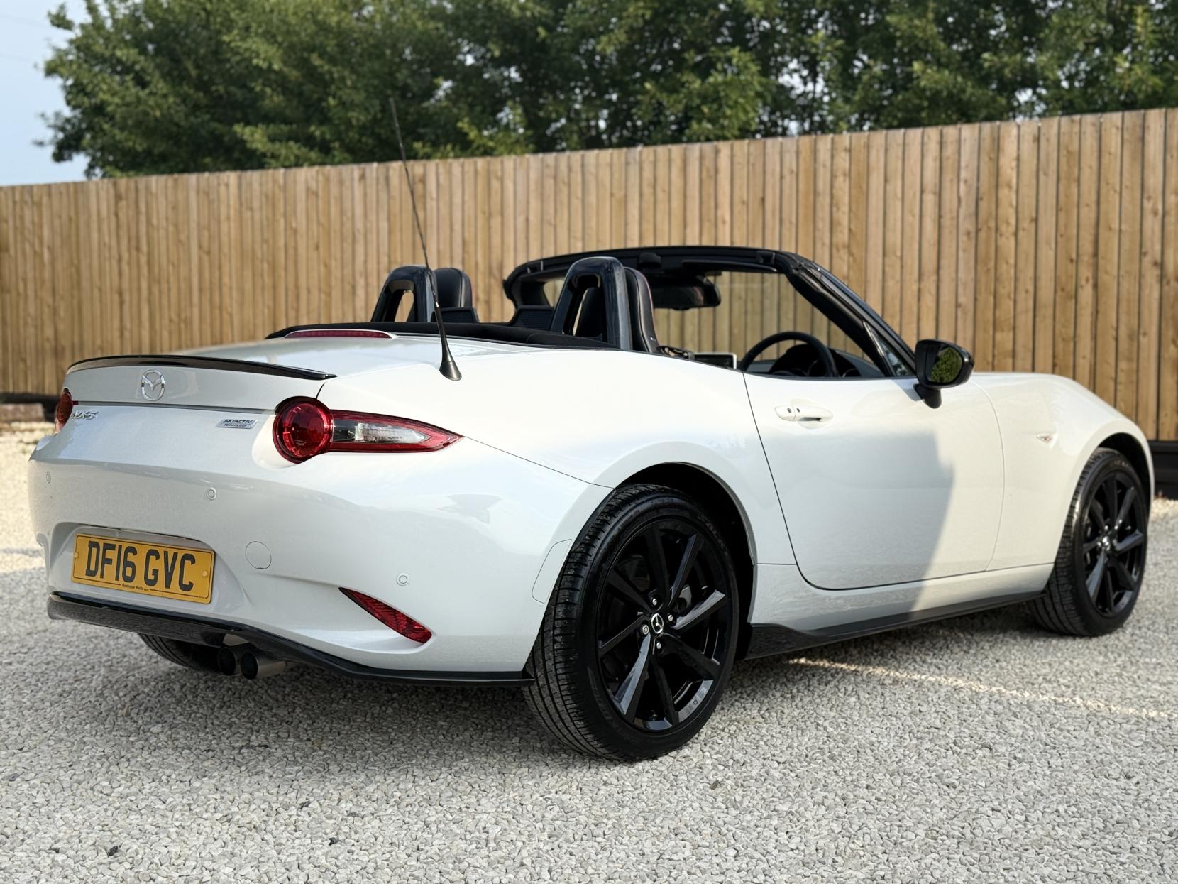 Mazda MX-5 2.0 SKYACTIV-G Sport Recaro Convertible 2dr Petrol Manual Euro 6 (160 ps)