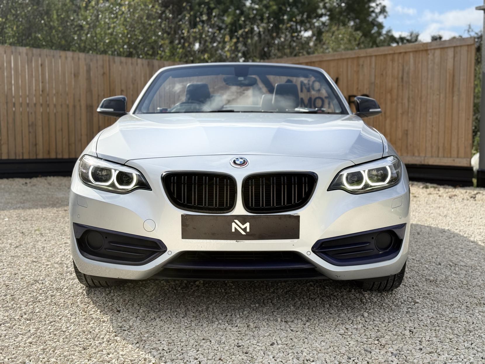 BMW 2 Series 2.0 220d Sport Convertible 2dr Diesel Auto Euro 6 (s/s) (190 ps)