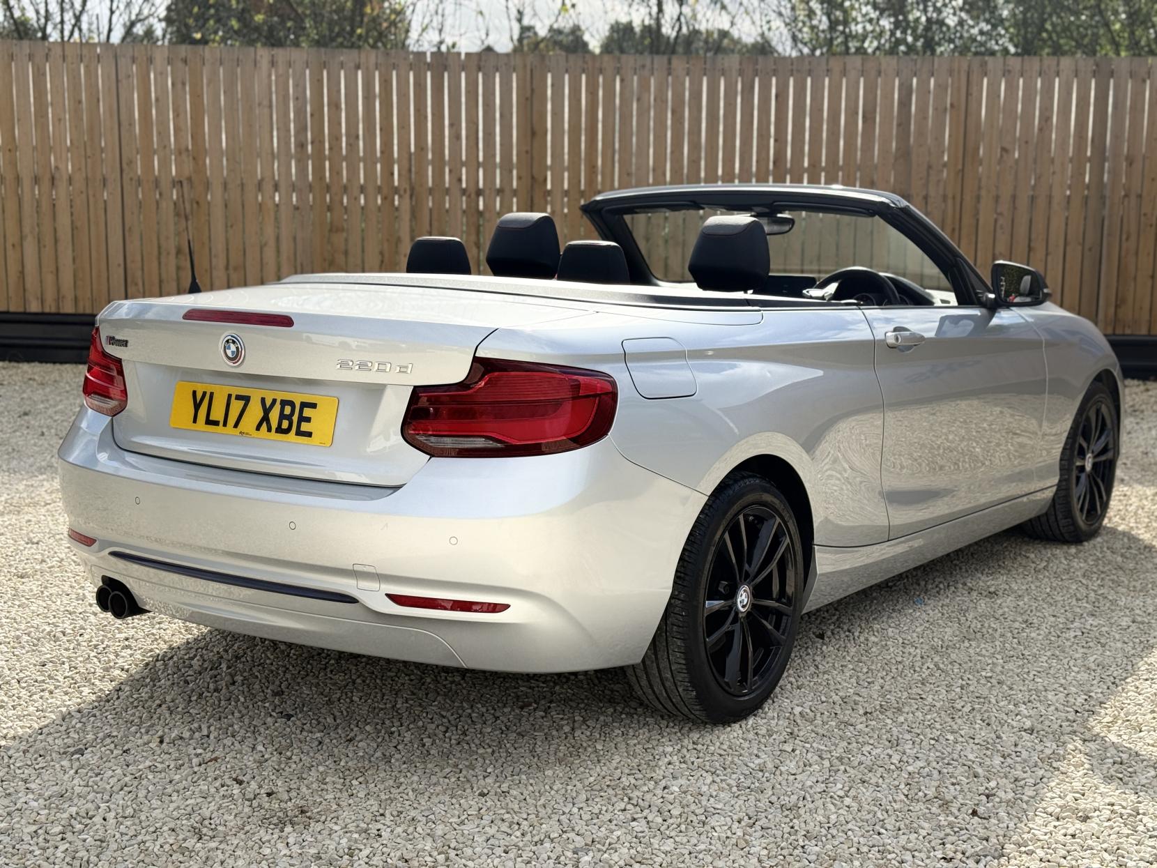 BMW 2 Series 2.0 220d Sport Convertible 2dr Diesel Auto Euro 6 (s/s) (190 ps)