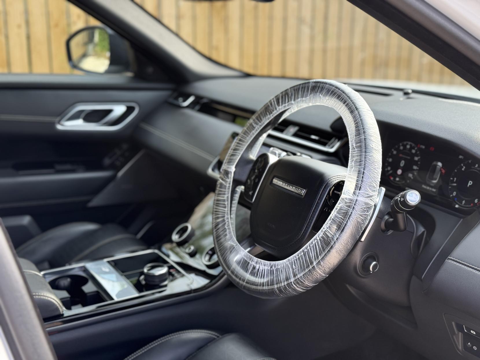 Land Rover Range Rover Velar 3.0 D300 R-Dynamic HSE SUV 5dr Diesel Auto 4WD Euro 6 (s/s) (300 ps)