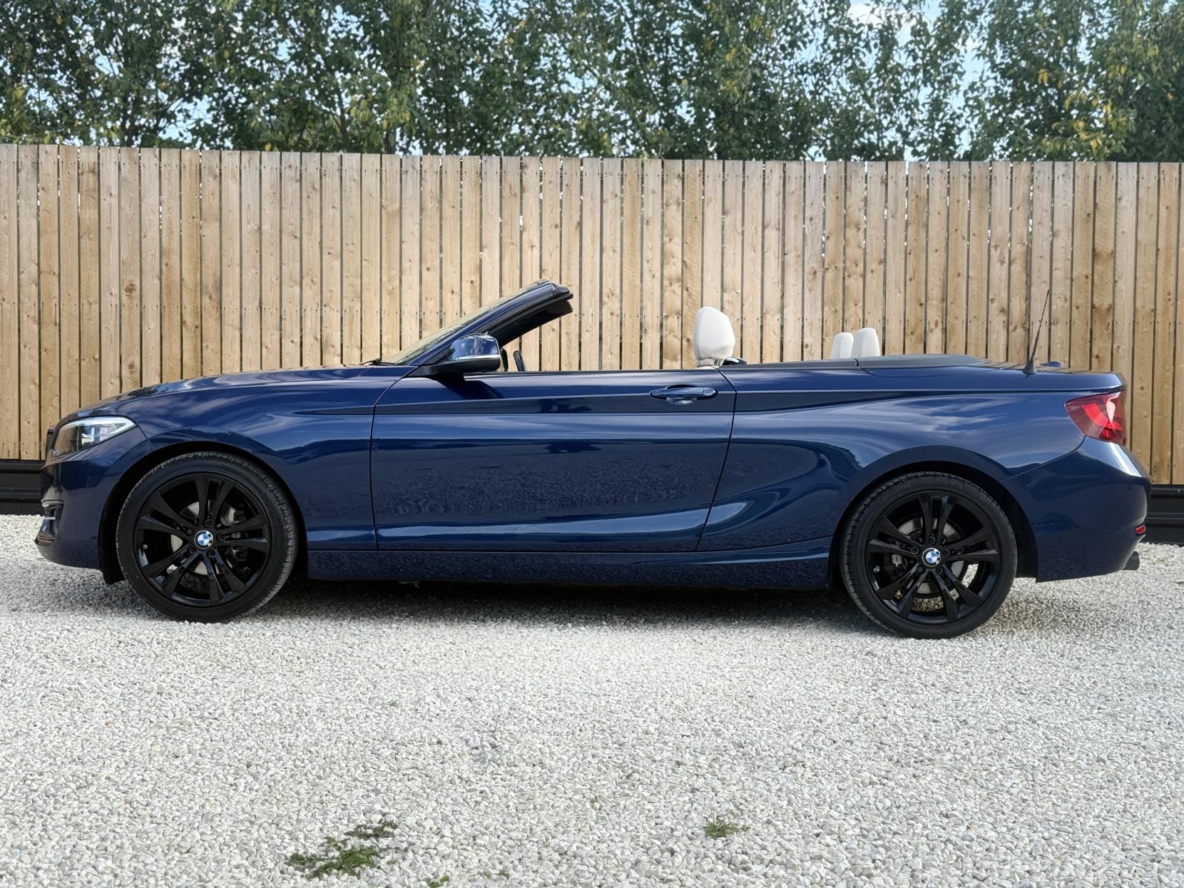 BMW 2 Series 2.0 218d Sport Convertible 2dr Diesel Auto Euro 6 (s/s) (150 ps)