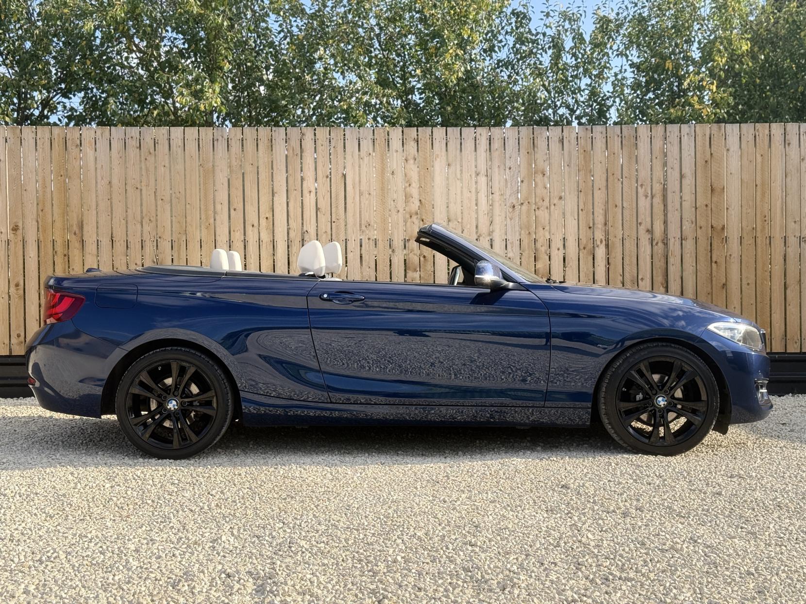 BMW 2 Series 2.0 218d Sport Convertible 2dr Diesel Auto Euro 6 (s/s) (150 ps)