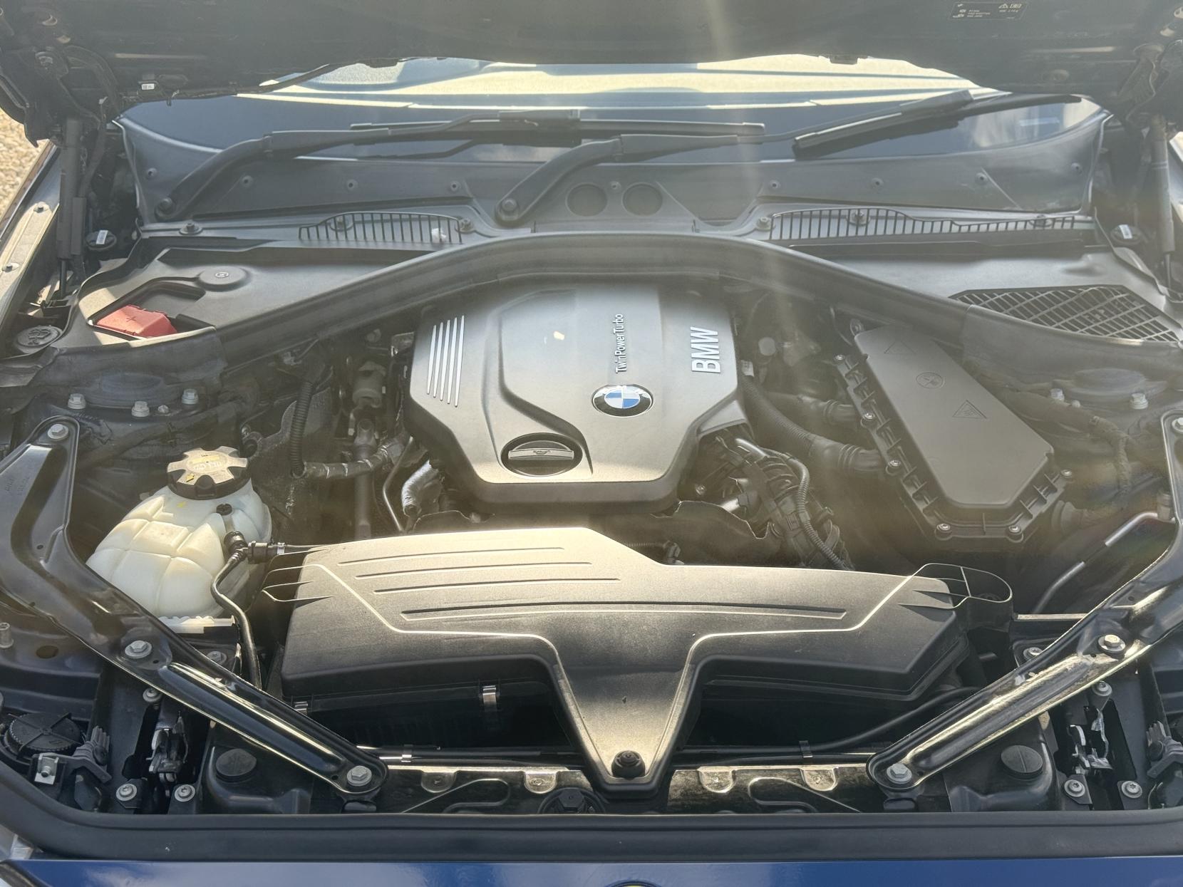 BMW 2 Series 2.0 218d Sport Convertible 2dr Diesel Auto Euro 6 (s/s) (150 ps)