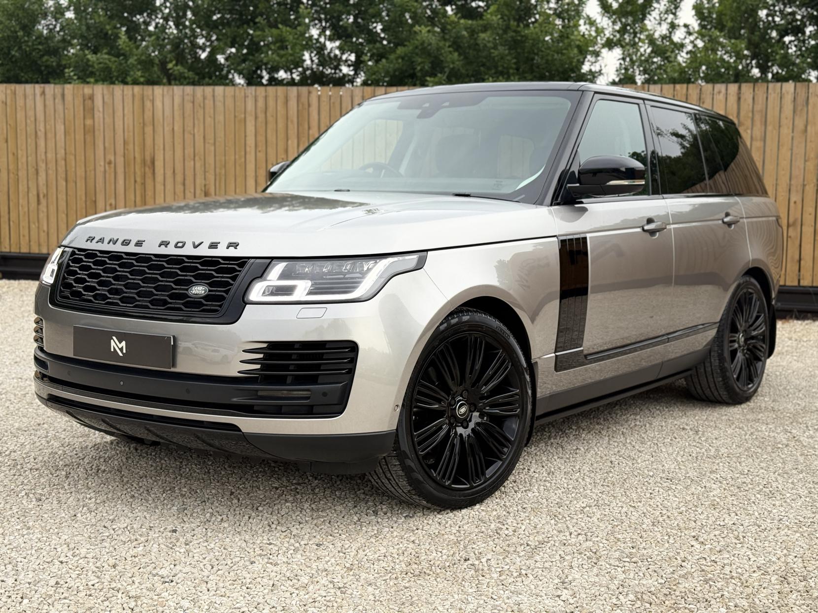 Land Rover Range Rover 4.4 SD V8 Autobiography SUV 5dr Diesel Auto 4WD Euro 6 (s/s) (339 ps)