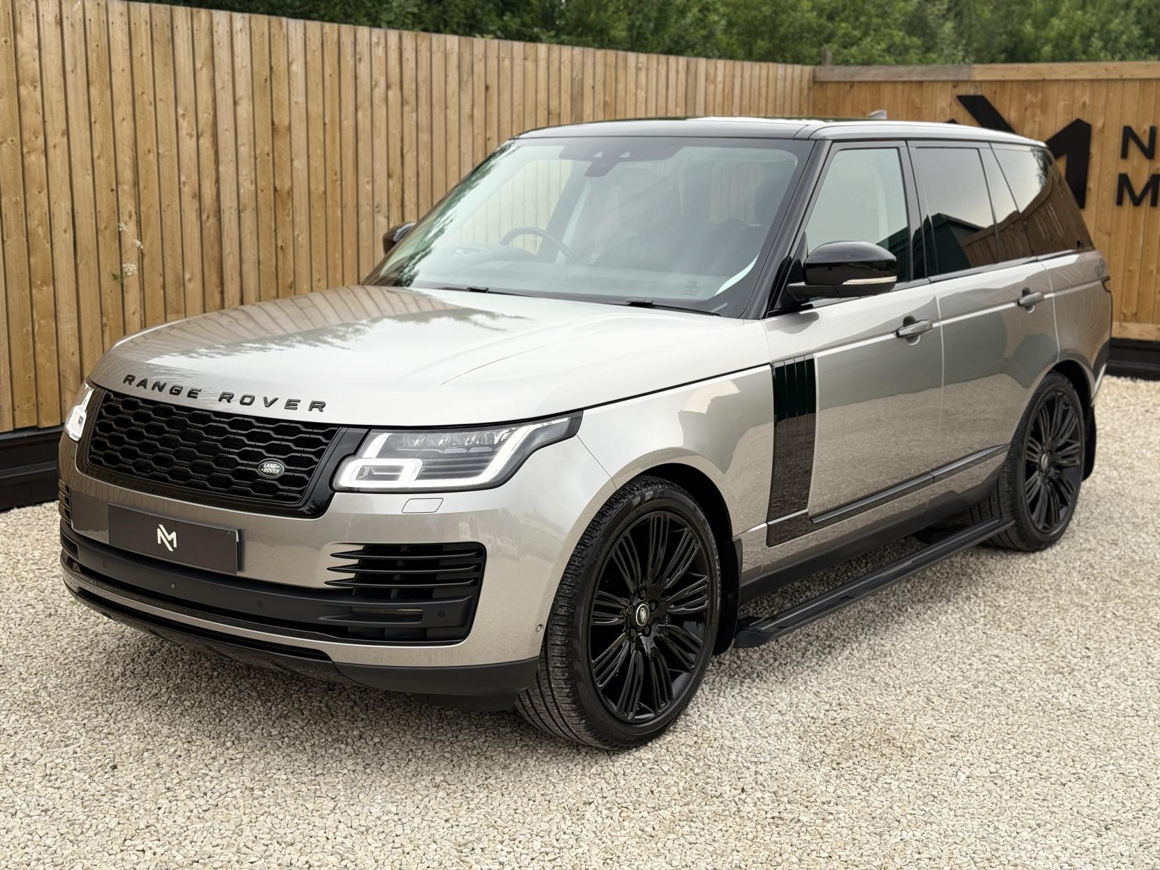 Land Rover Range Rover 4.4 SD V8 Autobiography SUV 5dr Diesel Auto 4WD Euro 6 (s/s) (339 ps)