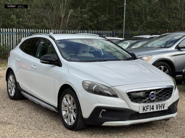 Volvo V40 Cross Country 2.0 T5 Lux Nav Hatchback 5dr Petrol Geartronic AWD Euro 6 (s/s) (245 ps)