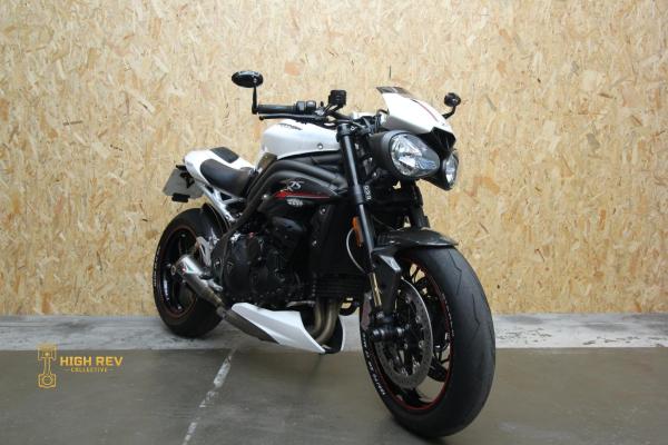 Triumph Speed Triple 1050 1050 RS Naked Petrol Manual Euro 4 (150 ps)