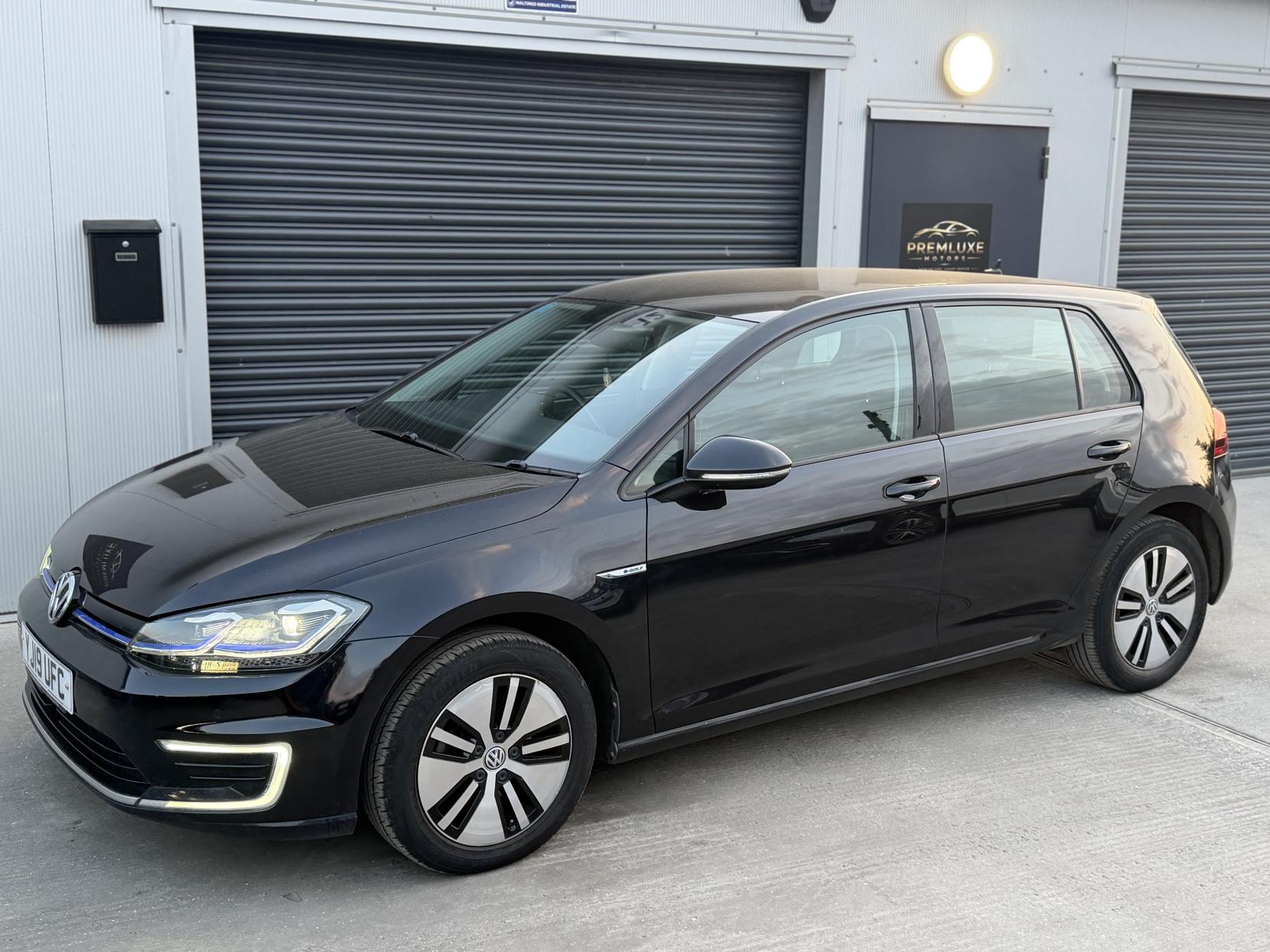 2019 VOLKSWAGEN GOLF