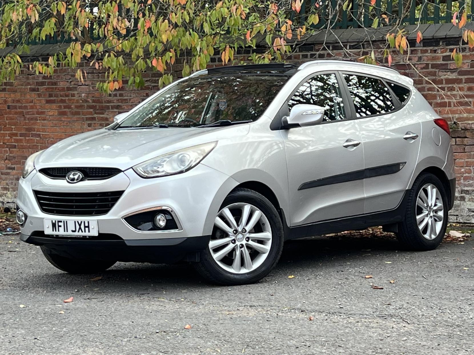 Hyundai ix35 2.0 CRDi Premium SUV 5dr Diesel Manual Euro 5 (134 bhp)