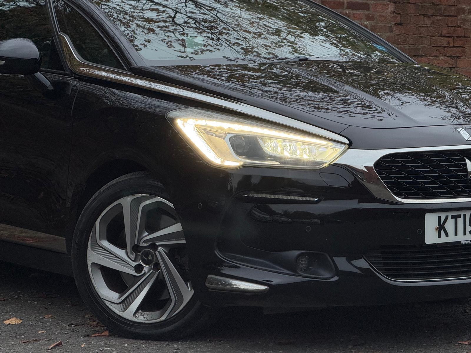 DS AUTOMOBILES DS 5 2.0 BlueHDi Prestige Hatchback 5dr Diesel EAT6 Euro 6 (s/s) (180 ps)