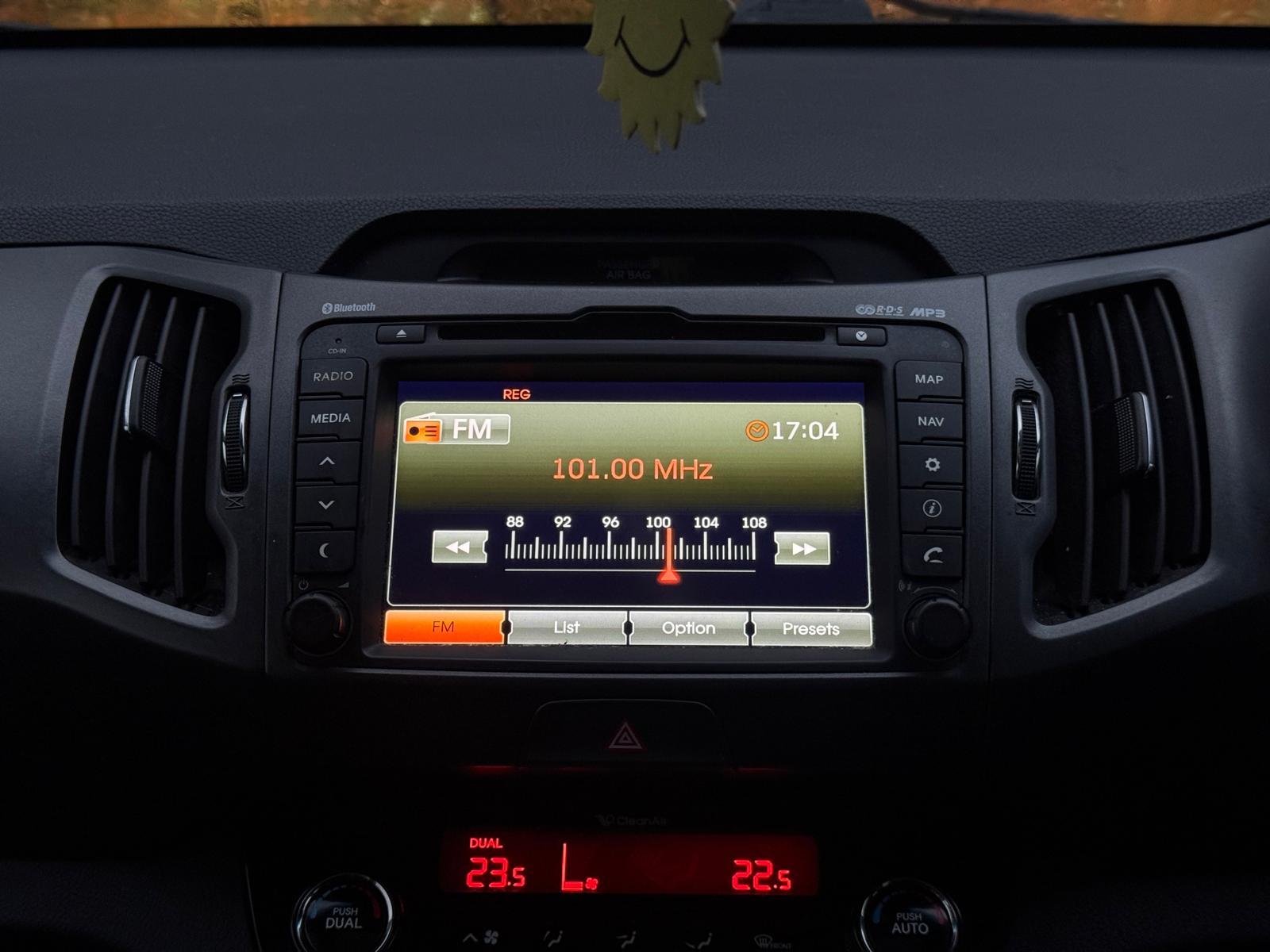 Kia Sportage 2.0 CRDi KX-3 SUV 5dr Diesel Manual AWD Euro 5 (134 bhp)