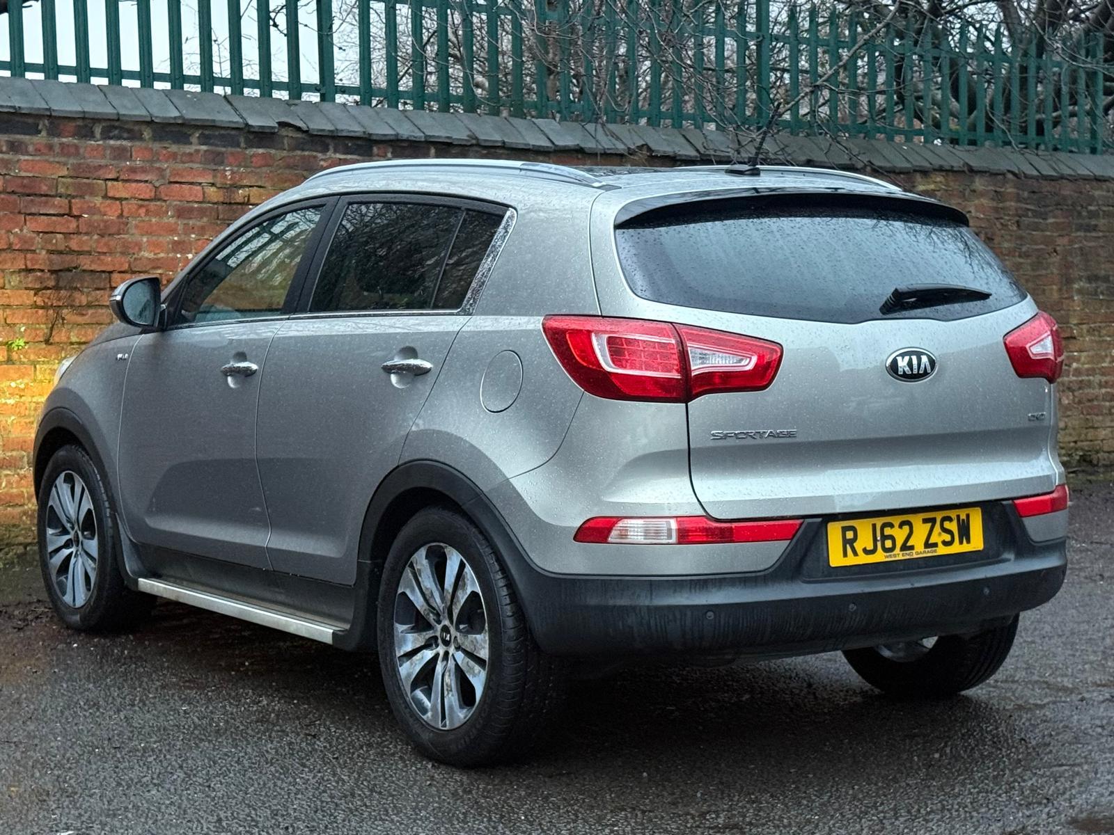 Kia Sportage 2.0 CRDi KX-3 SUV 5dr Diesel Manual AWD Euro 5 (134 bhp)