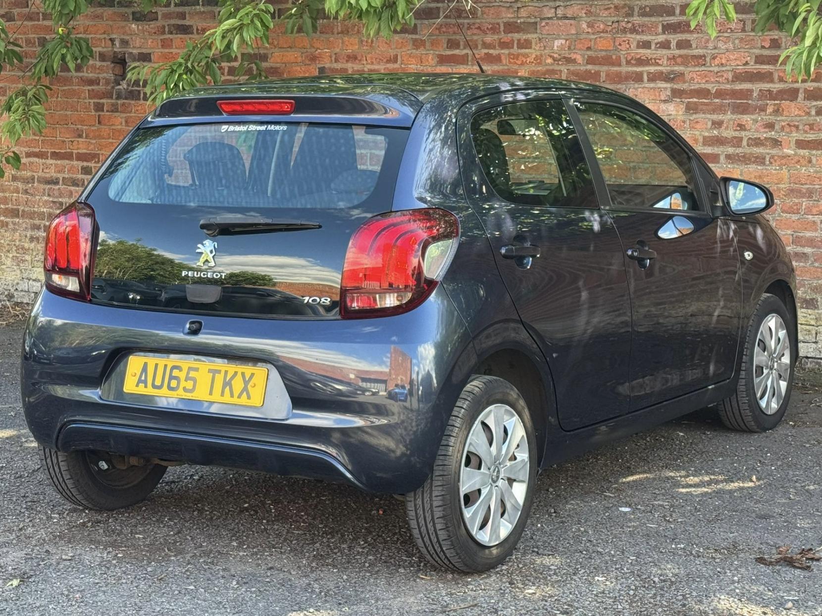 Peugeot 108 1.0 Active Hatchback 5dr Petrol 2 Tronic Euro 6 (68 ps)