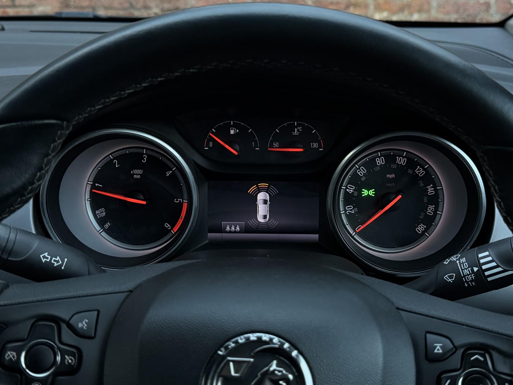 Vauxhall Astra 1.6 CDTi ecoFLEX Tech Line Hatchback 5dr Diesel Manual Euro 6 (s/s) (110 ps)