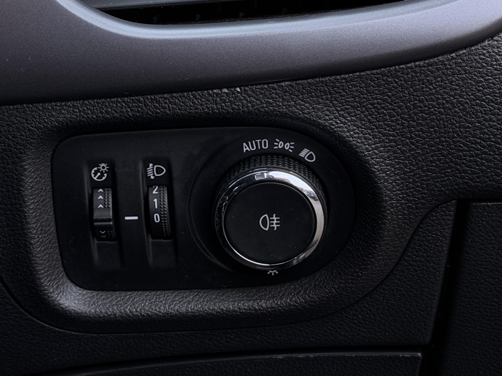 Vauxhall Astra 1.6 CDTi ecoFLEX Tech Line Hatchback 5dr Diesel Manual Euro 6 (s/s) (110 ps)