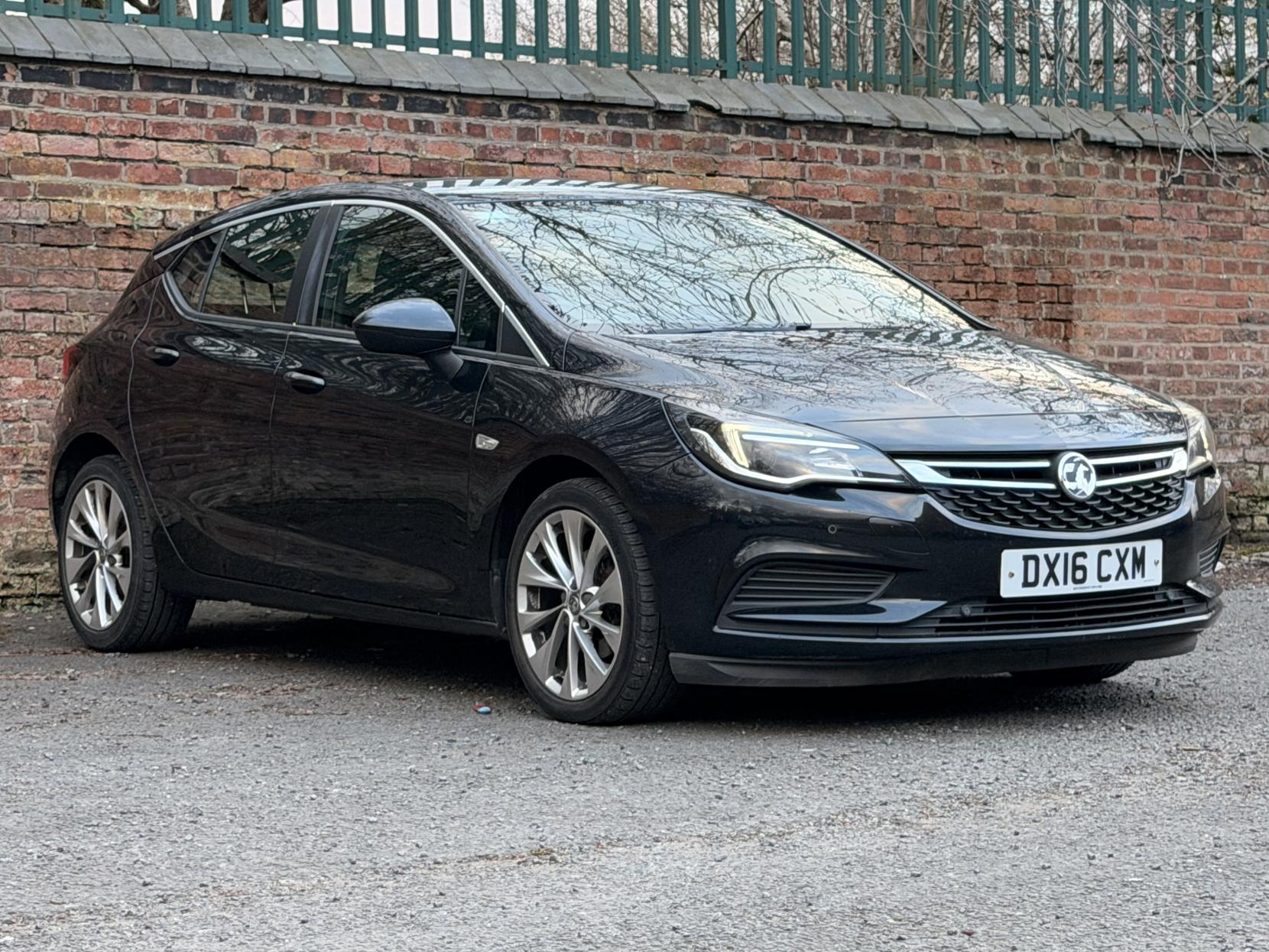Vauxhall Astra 1.6 CDTi ecoFLEX Tech Line Hatchback 5dr Diesel Manual Euro 6 (s/s) (110 ps)