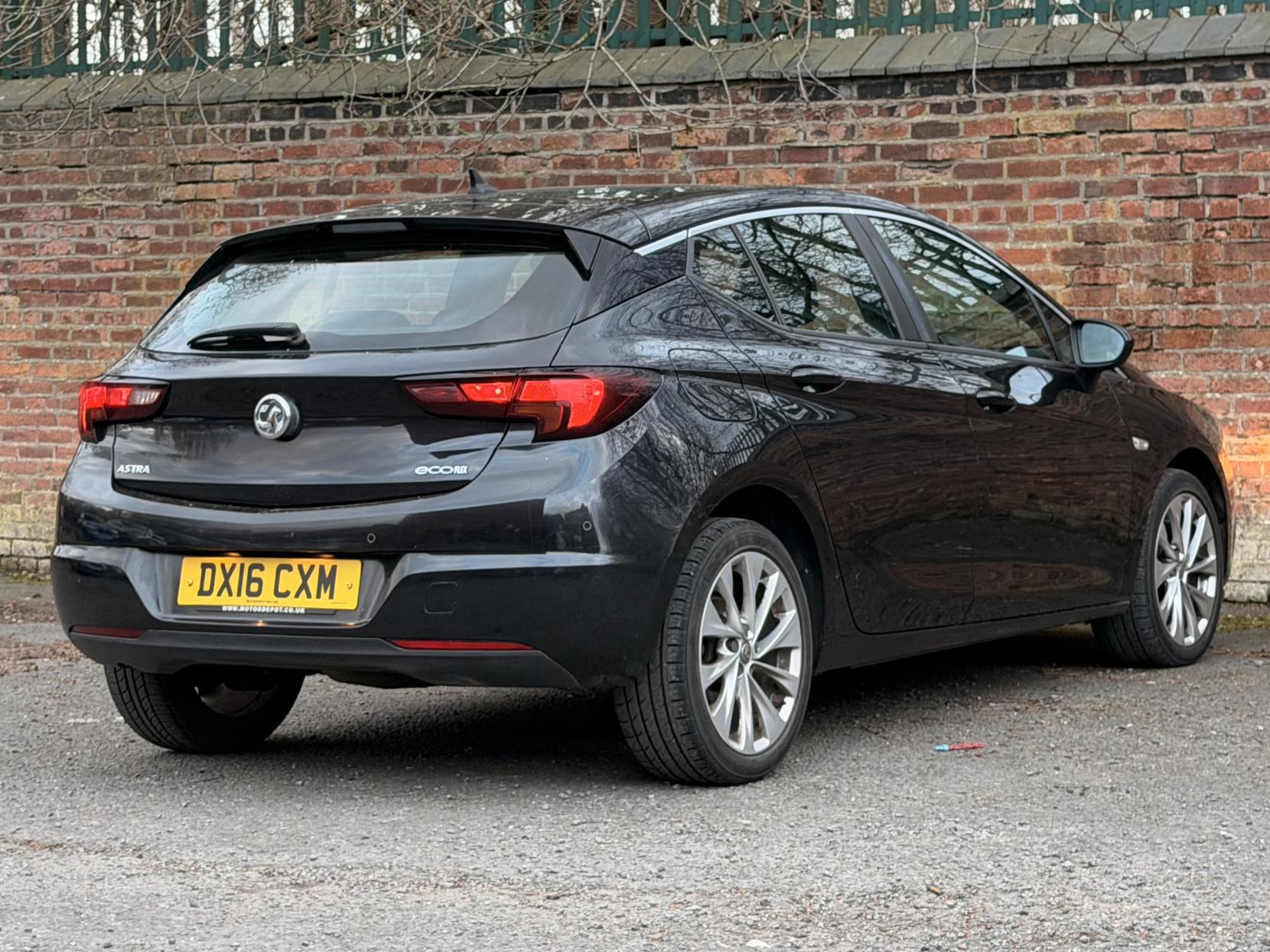 Vauxhall Astra 1.6 CDTi ecoFLEX Tech Line Hatchback 5dr Diesel Manual Euro 6 (s/s) (110 ps)