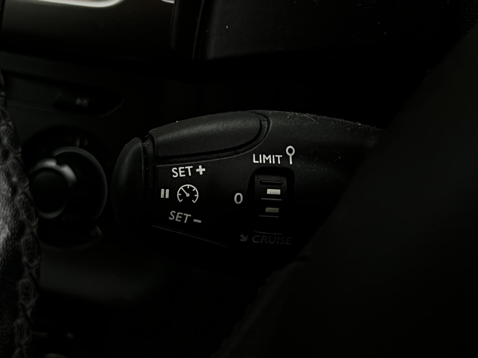 Citroen C3 1.4 e-HDi Airdream VTR+ Hatchback 5dr Diesel EGS5 Euro 5 (s/s) (70 ps)