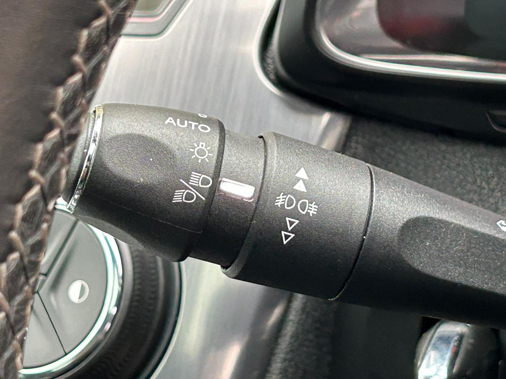 DS AUTOMOBILES DS 5 2.0 BlueHDi Prestige Hatchback 5dr Diesel EAT6 Euro 6 (s/s) (180 ps)