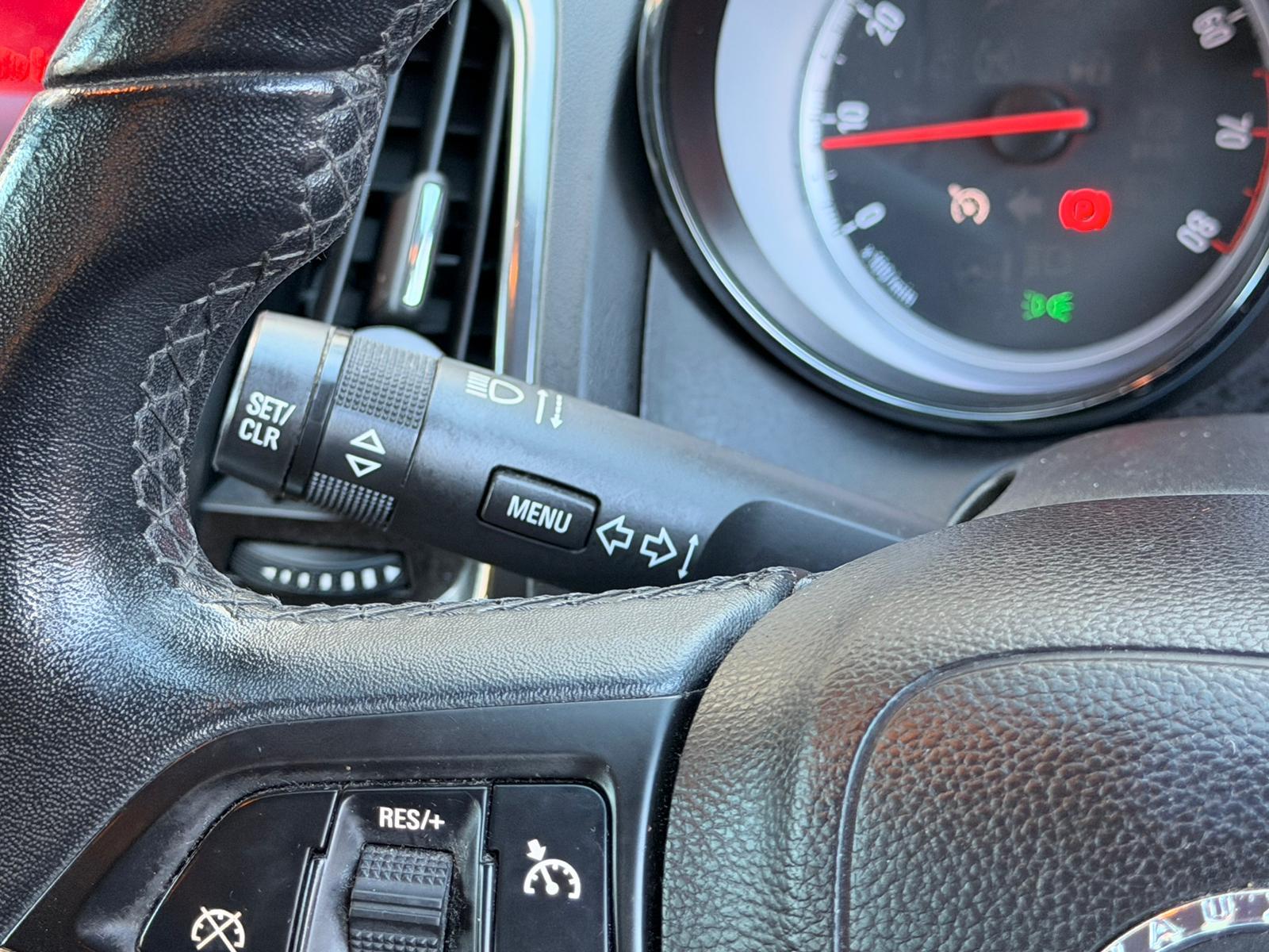 Vauxhall Astra 1.6 16v SE Hatchback 5dr Petrol Auto Euro 5 (115 ps)