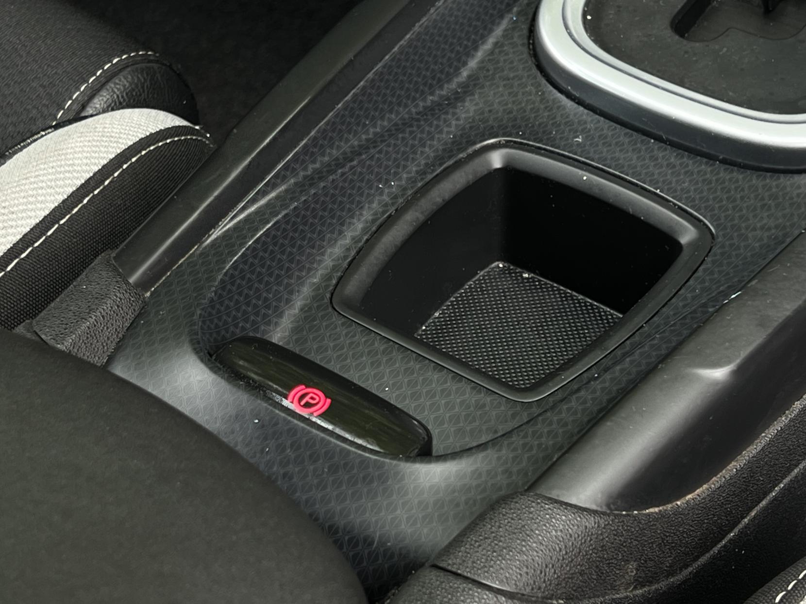 DS AUTOMOBILES DS 4 1.6 BlueHDi DStyle Nav Hatchback 5dr Diesel EAT6 Euro 6 (s/s) (120 ps)
