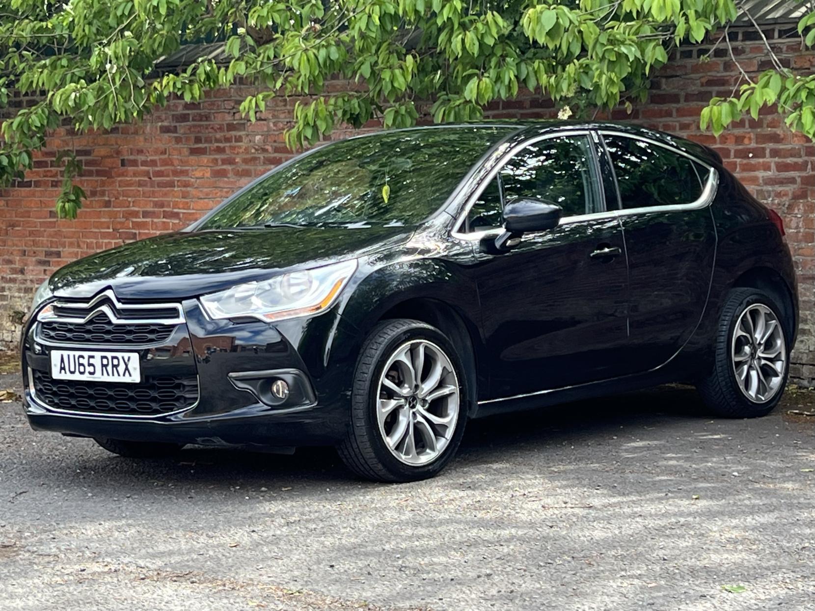 DS AUTOMOBILES DS 4 1.6 BlueHDi DStyle Nav Hatchback 5dr Diesel EAT6 Euro 6 (s/s) (120 ps)