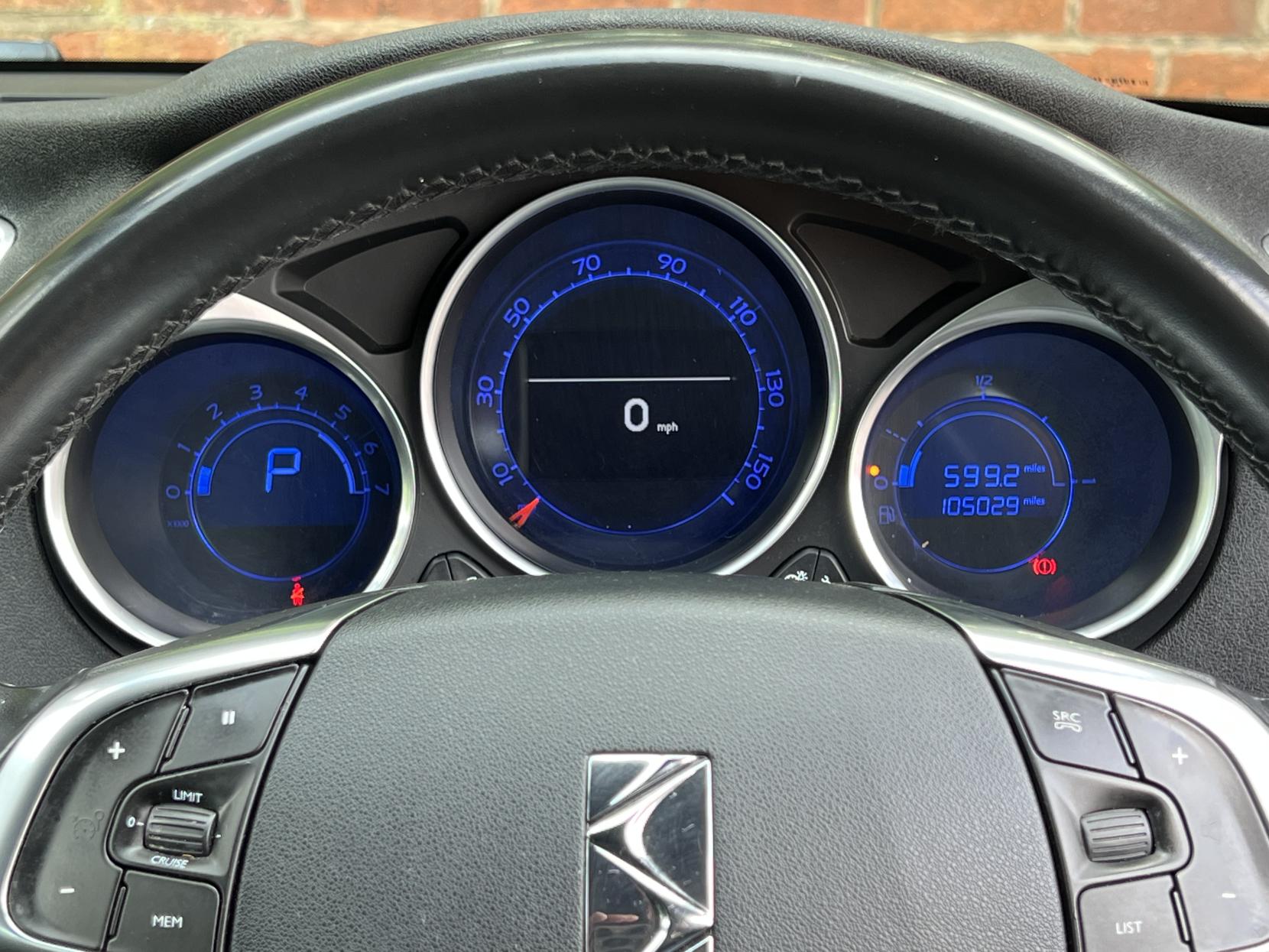 DS AUTOMOBILES DS 4 1.6 BlueHDi DStyle Nav Hatchback 5dr Diesel EAT6 Euro 6 (s/s) (120 ps)