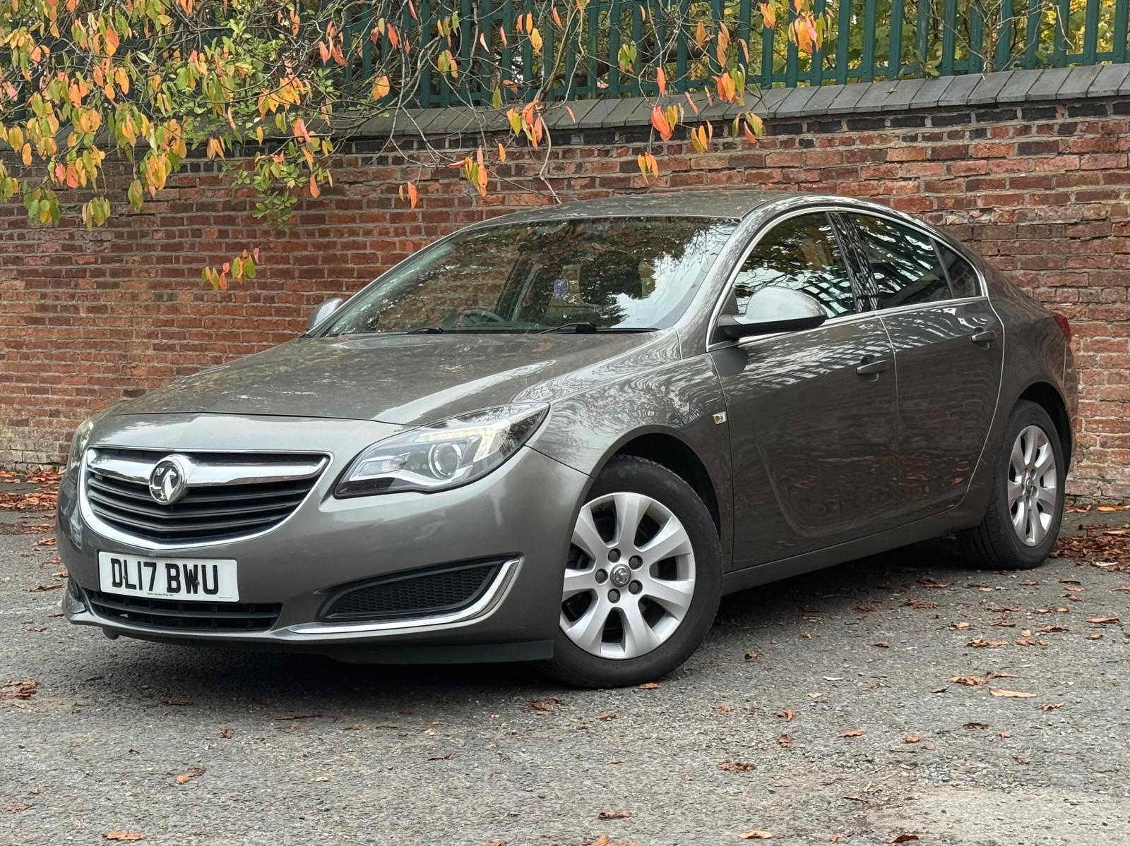 Vauxhall Insignia 2.0 CDTi Tech Line Hatchback 5dr Diesel Auto Euro 6 (170 ps)