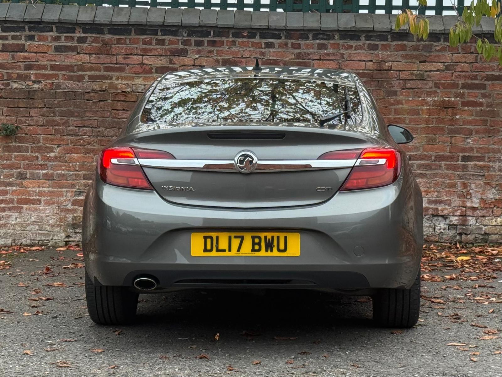Vauxhall Insignia 2.0 CDTi Tech Line Hatchback 5dr Diesel Auto Euro 6 (170 ps)