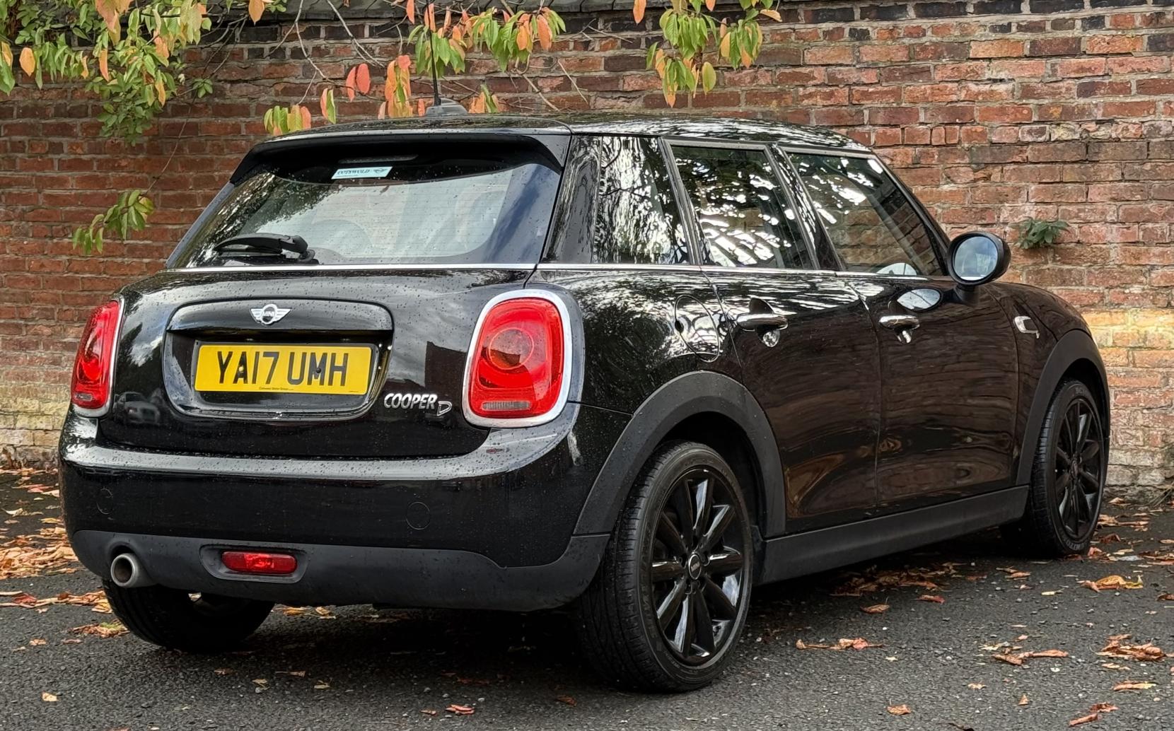MINI Hatch 1.5 Cooper D Hatchback 5dr Diesel Auto Euro 6 (s/s) (116 ps)