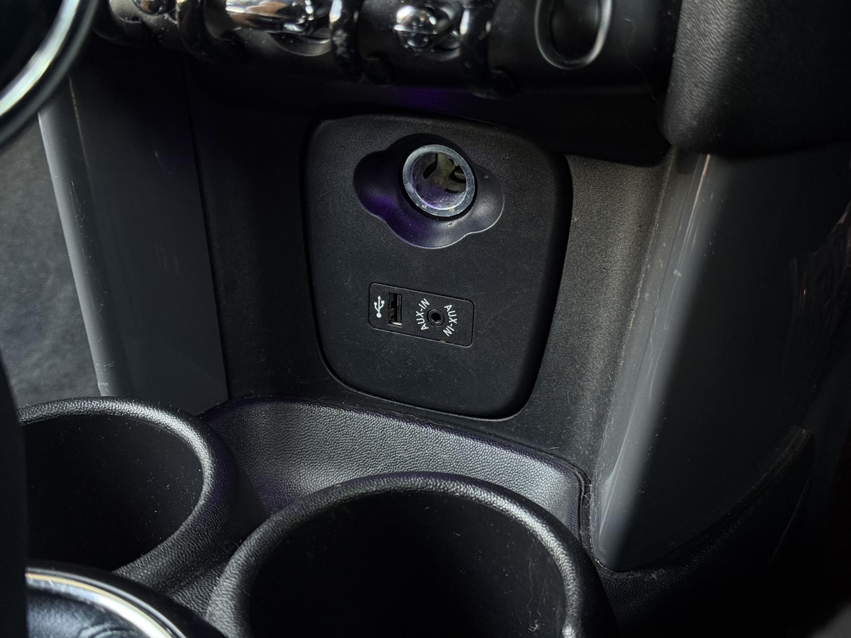 MINI Hatch 1.5 Cooper D Hatchback 5dr Diesel Auto Euro 6 (s/s) (116 ps)