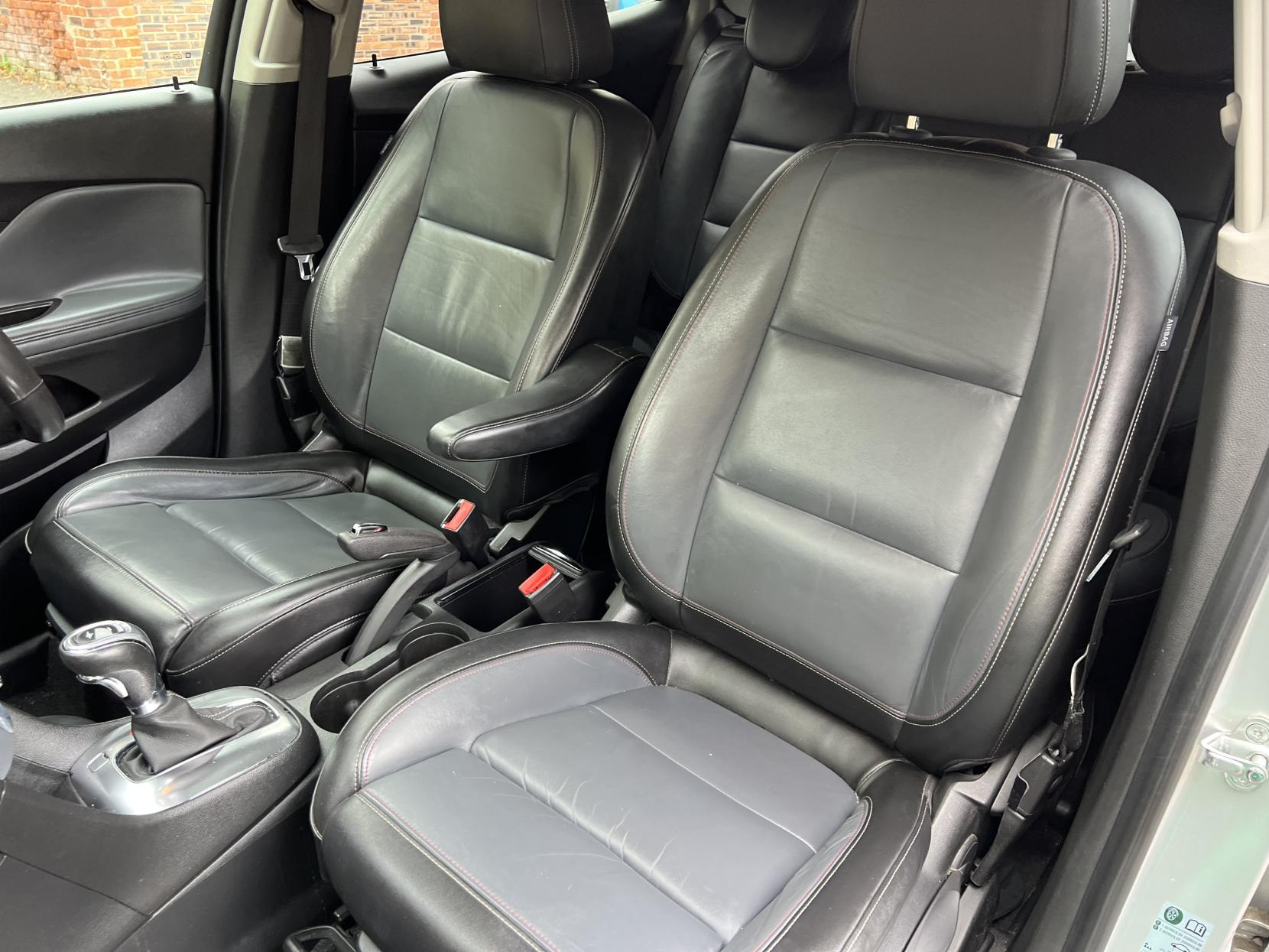 Vauxhall Mokka 1.7 CDTi SE SUV 5dr Diesel Auto 2WD Euro 5 (130 ps)