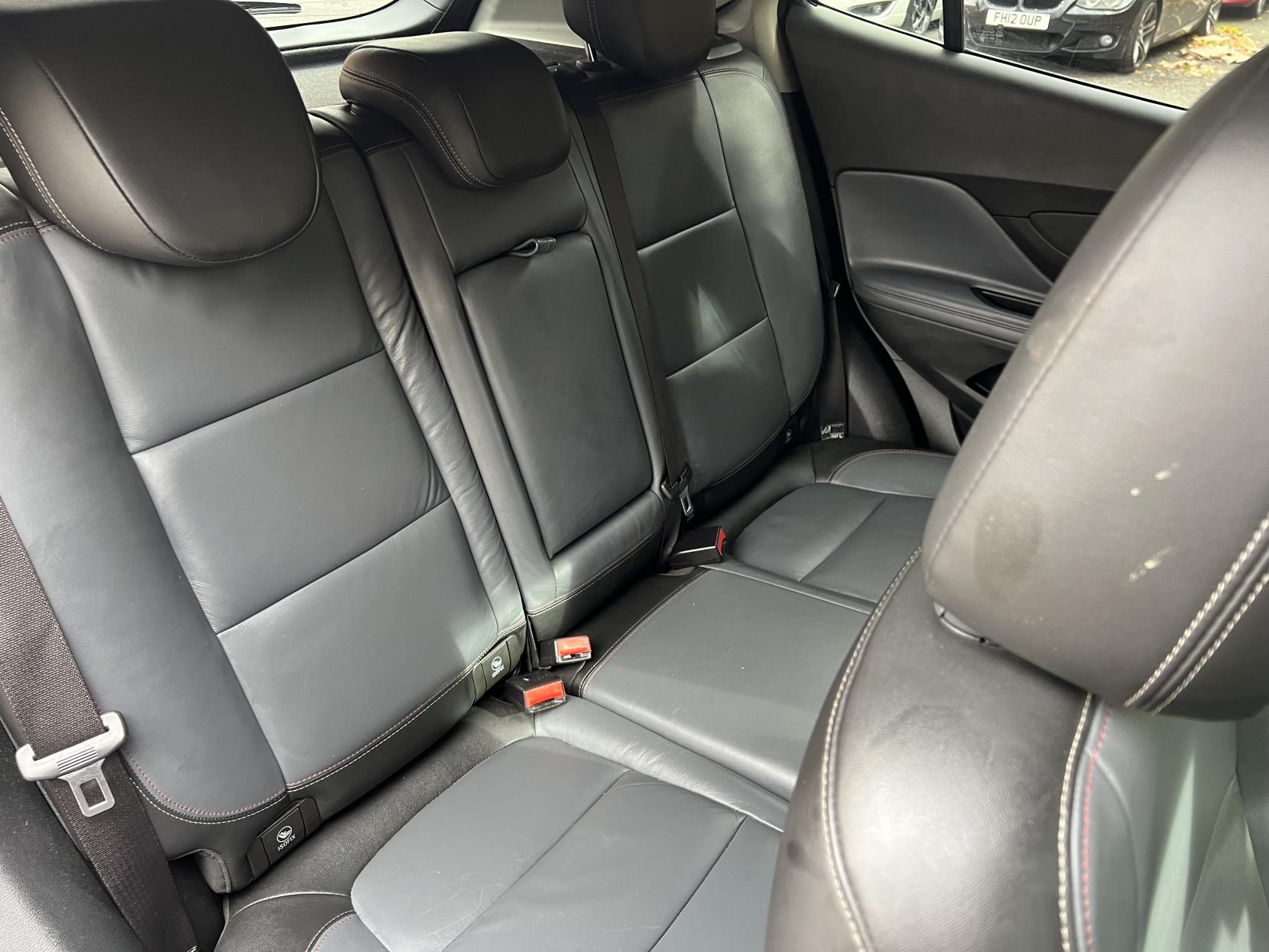 Vauxhall Mokka 1.7 CDTi SE SUV 5dr Diesel Auto 2WD Euro 5 (130 ps)