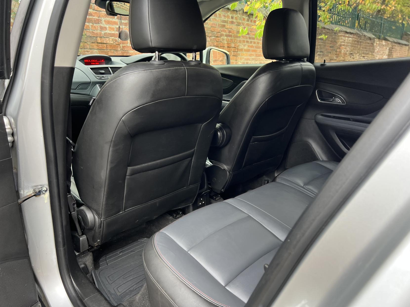 Vauxhall Mokka 1.7 CDTi SE SUV 5dr Diesel Auto 2WD Euro 5 (130 ps)