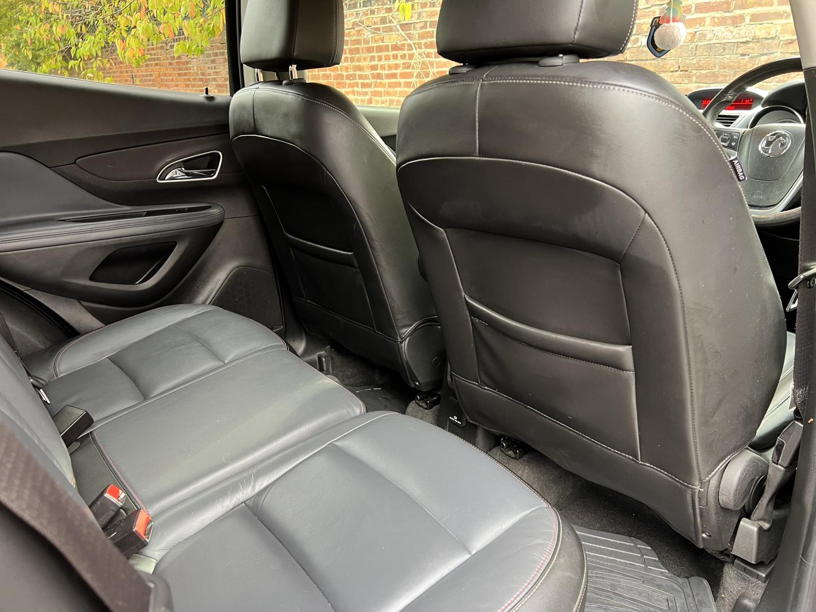 Vauxhall Mokka 1.7 CDTi SE SUV 5dr Diesel Auto 2WD Euro 5 (130 ps)