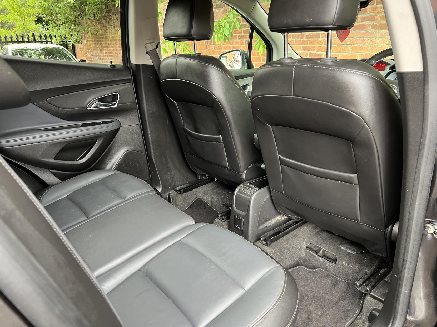 Vauxhall Mokka 1.4i Turbo SE SUV 5dr Petrol Auto 2WD Euro 6 (140 ps)