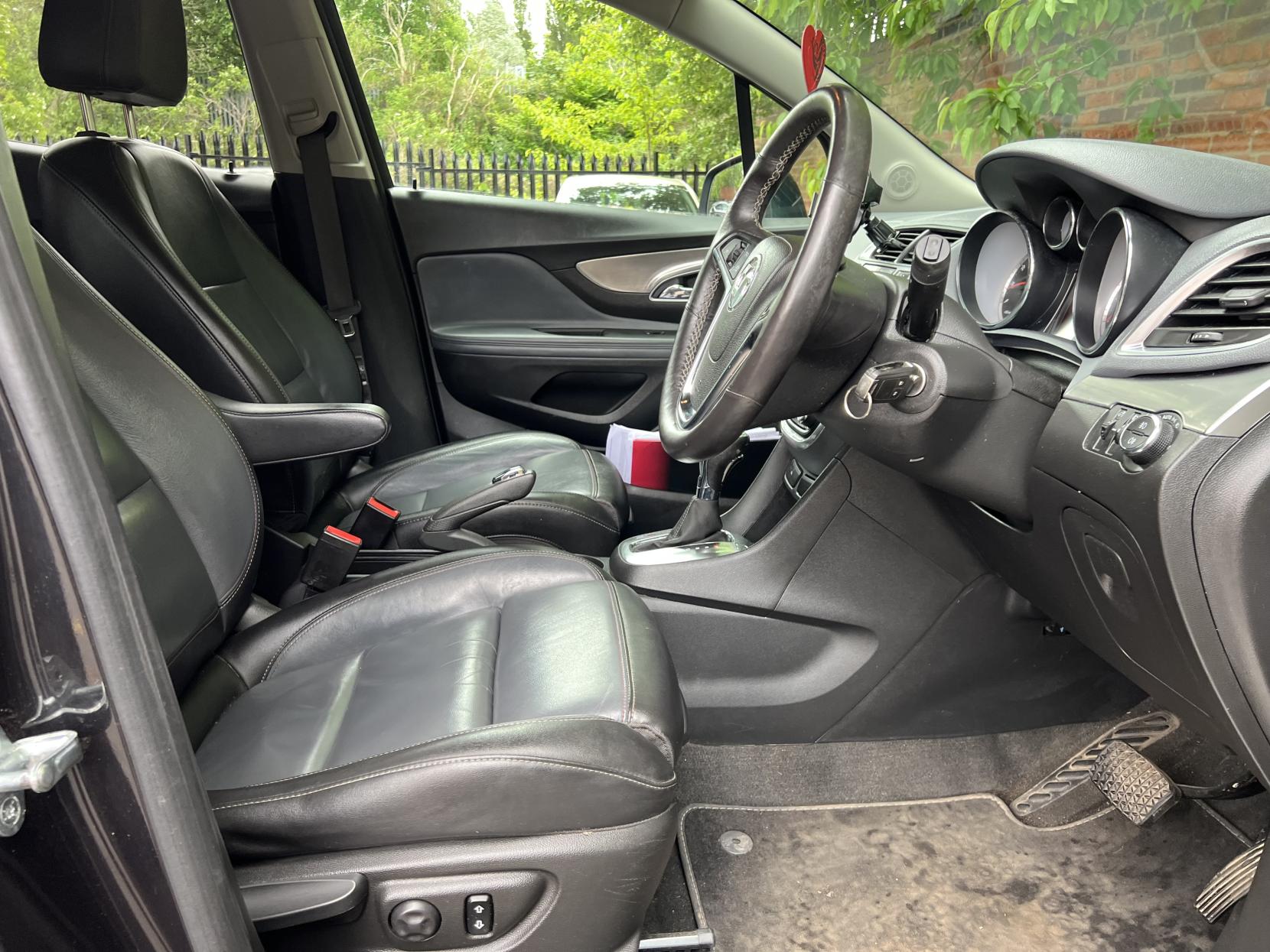 Vauxhall Mokka 1.4i Turbo SE SUV 5dr Petrol Auto 2WD Euro 6 (140 ps)